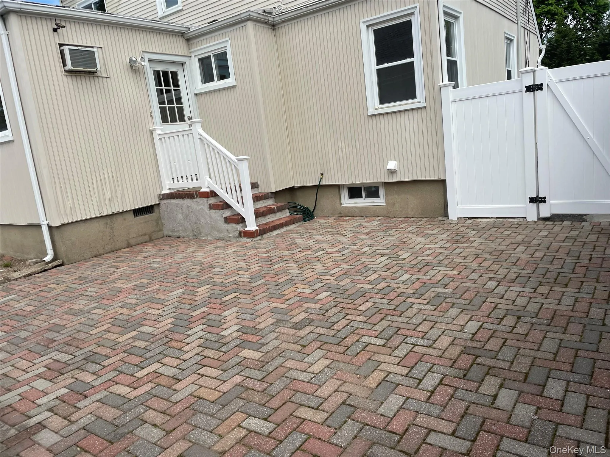 101 Hillside Lane, Oyster Bay, NY, 4 Bedrooms Bedrooms, 7 Rooms Rooms,2 BathroomsBathrooms,Residential Lease,For Rent,Hillside,0,1034184 101 Hillside Lane, Oyster Bay, NY, 4 Bedrooms Bedrooms, 7 Rooms Rooms,2 BathroomsBathrooms,Residential Lease,For Rent,Hillside,0,1034184