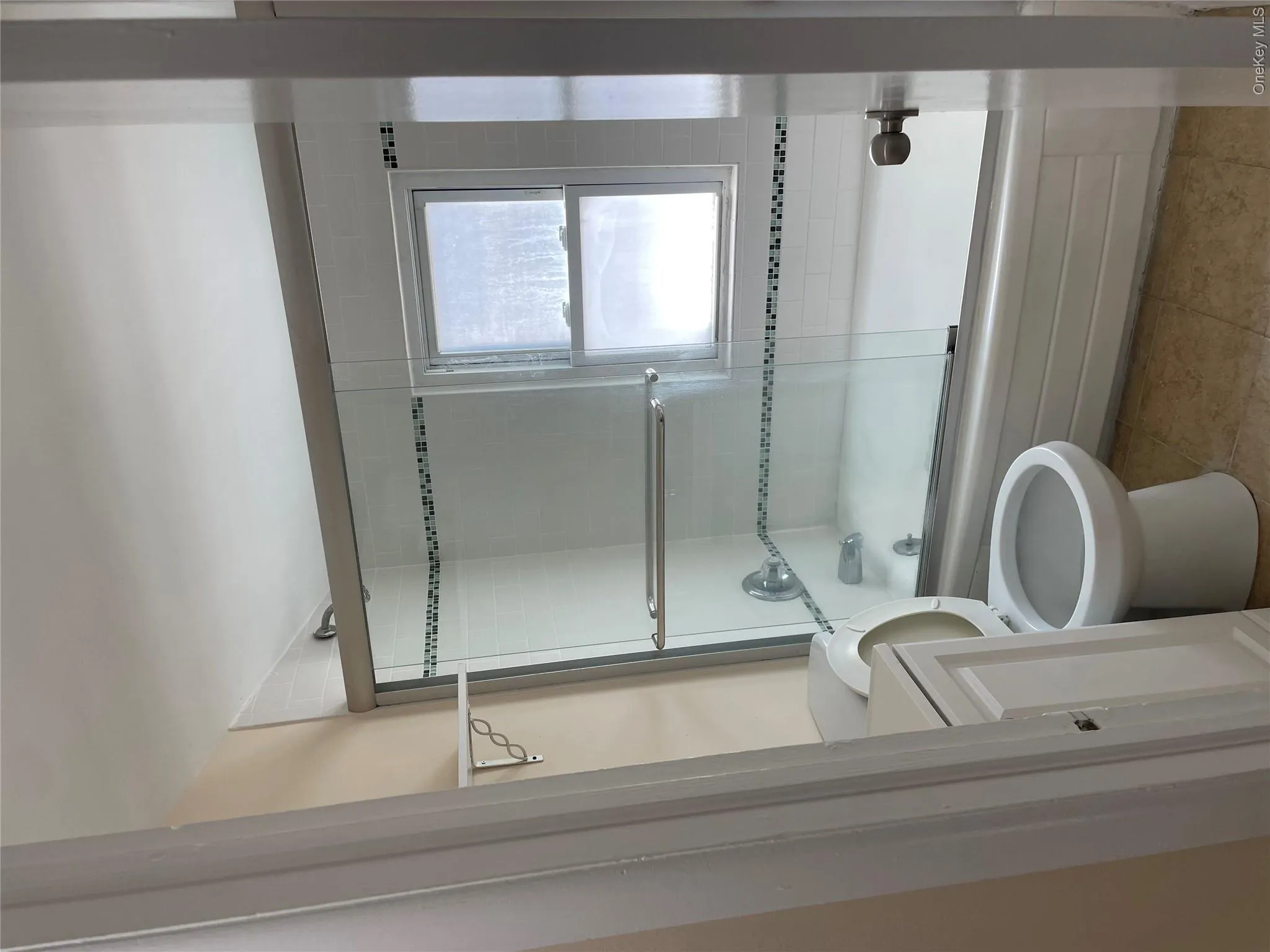 101 Hillside Lane, Oyster Bay, NY, 4 Bedrooms Bedrooms, 7 Rooms Rooms,2 BathroomsBathrooms,Residential Lease,For Rent,Hillside,0,1034184 101 Hillside Lane, Oyster Bay, NY, 4 Bedrooms Bedrooms, 7 Rooms Rooms,2 BathroomsBathrooms,Residential Lease,For Rent,Hillside,0,1034184