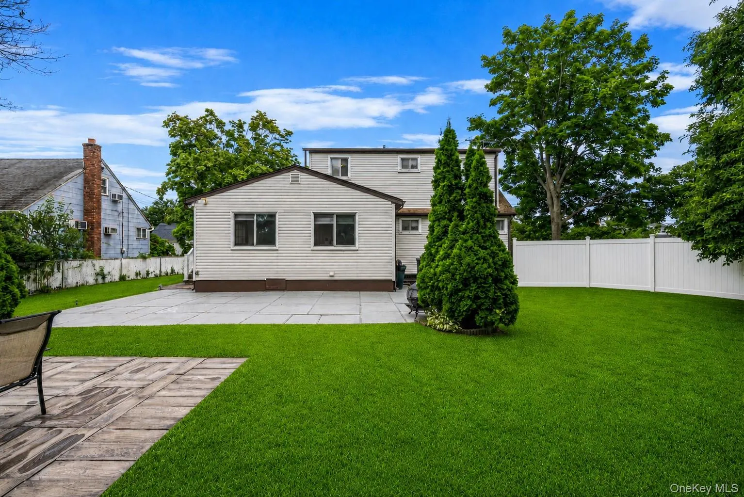 236 36th Street, Babylon, NY, 4 Bedrooms Bedrooms, 8 Rooms Rooms,2 BathroomsBathrooms,Residential,For Rent,36th,0,1034187 236 36th Street, Babylon, NY, 4 Bedrooms Bedrooms, 8 Rooms Rooms,2 BathroomsBathrooms,Residential,For Rent,36th,0,1034187