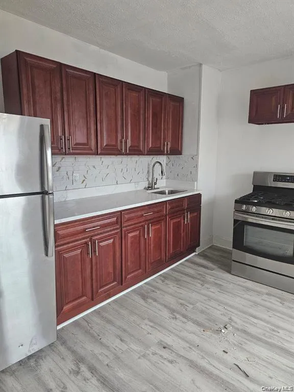286 Yale Street, Hempstead, NY, 1 Bedroom Bedrooms, 3 Rooms Rooms,1 BathroomBathrooms,Residential Lease,For Rent,Yale,0,1034188 286 Yale Street, Hempstead, NY, 1 Bedroom Bedrooms, 3 Rooms Rooms,1 BathroomBathrooms,Residential Lease,For Rent,Yale,0,1034188