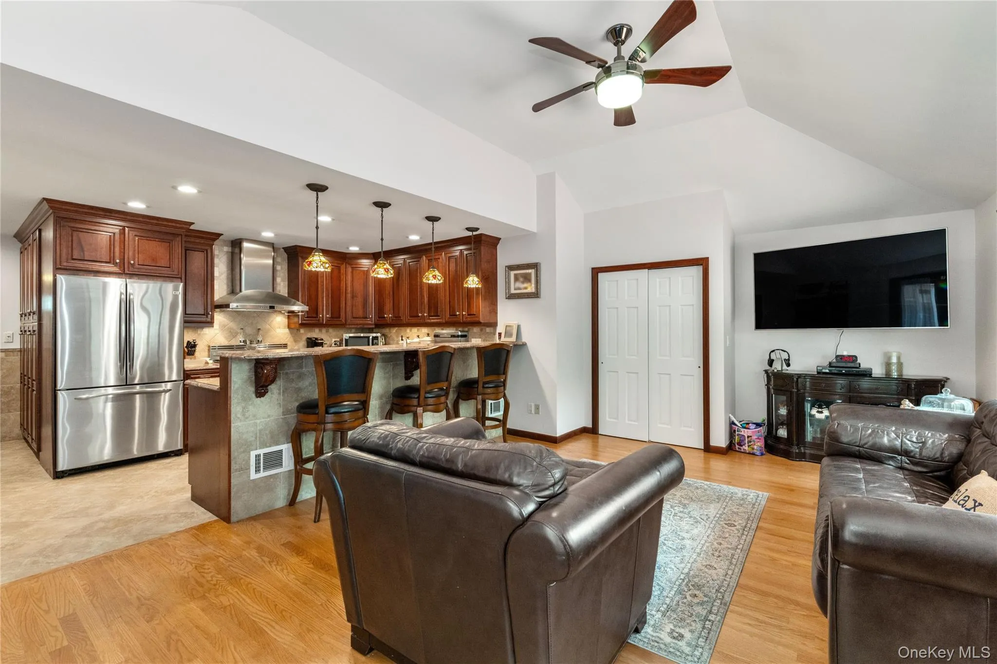 7349 196th Place, New York, NY, 3 Bedrooms Bedrooms, 8 Rooms Rooms,3 BathroomsBathrooms,Residential,For Rent,196th,0,1034194 7349 196th Place, New York, NY, 3 Bedrooms Bedrooms, 8 Rooms Rooms,3 BathroomsBathrooms,Residential,For Rent,196th,0,1034194