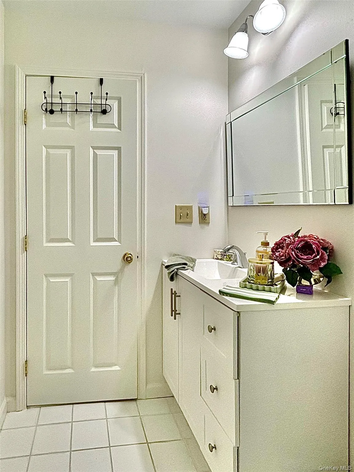 Hall bathroom with new vanity Hall bathroom with new vanity