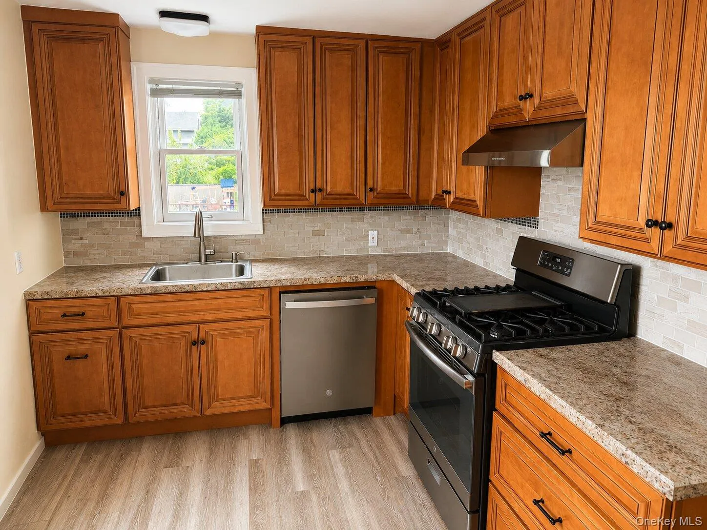 16 Lafayette Street, New Rochelle, NY, 2 Bedrooms Bedrooms, 4 Rooms Rooms,2 BathroomsBathrooms,Residential Lease,For Rent,Lafayette,0,1034205 16 Lafayette Street, New Rochelle, NY, 2 Bedrooms Bedrooms, 4 Rooms Rooms,2 BathroomsBathrooms,Residential Lease,For Rent,Lafayette,0,1034205