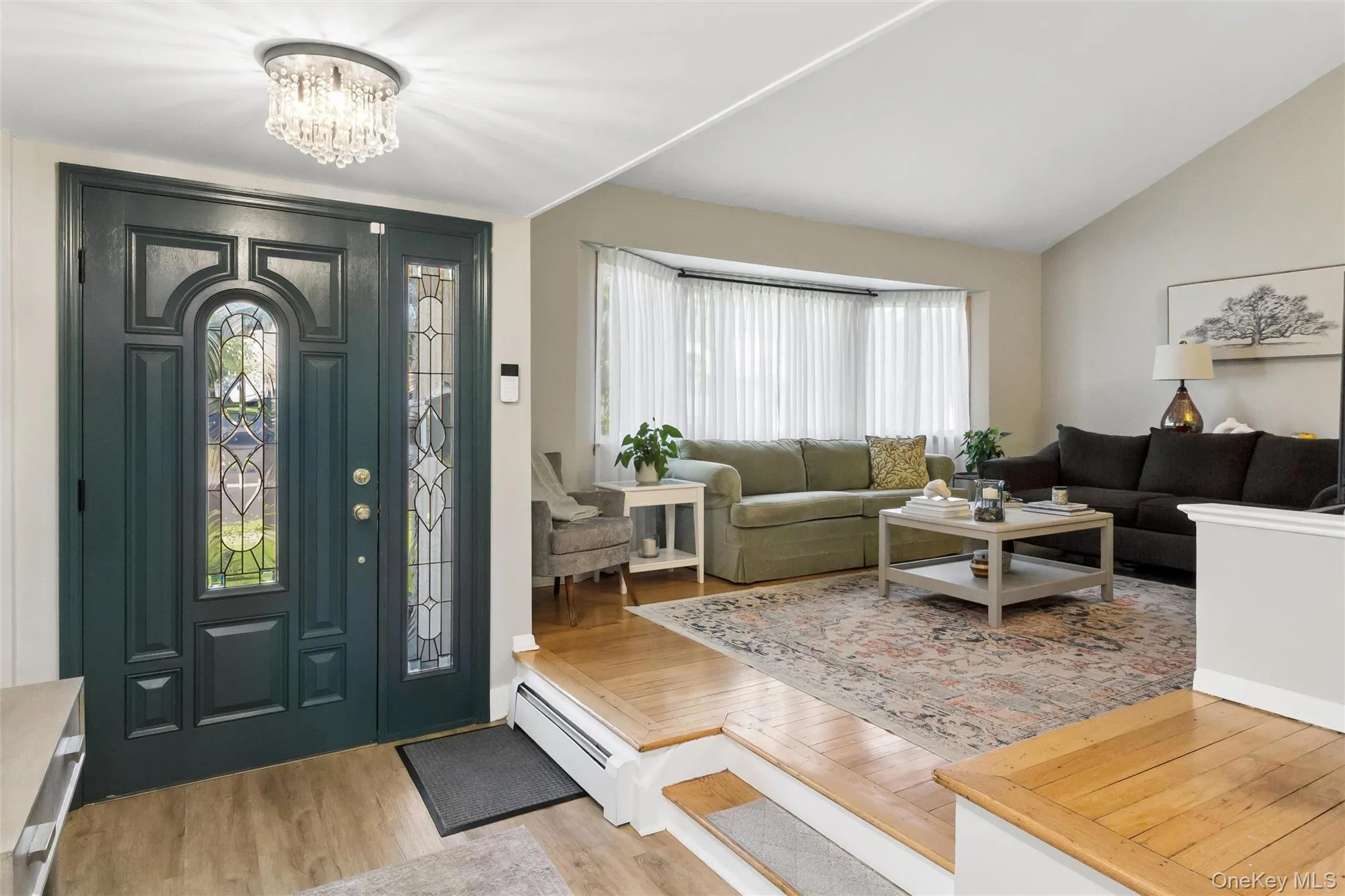 12 Palo Alto Drive, Oyster Bay, NY, 4 Bedrooms Bedrooms, 8 Rooms Rooms,2 BathroomsBathrooms,Residential,For Rent,Palo Alto,0,1034207 12 Palo Alto Drive, Oyster Bay, NY, 4 Bedrooms Bedrooms, 8 Rooms Rooms,2 BathroomsBathrooms,Residential,For Rent,Palo Alto,0,1034207