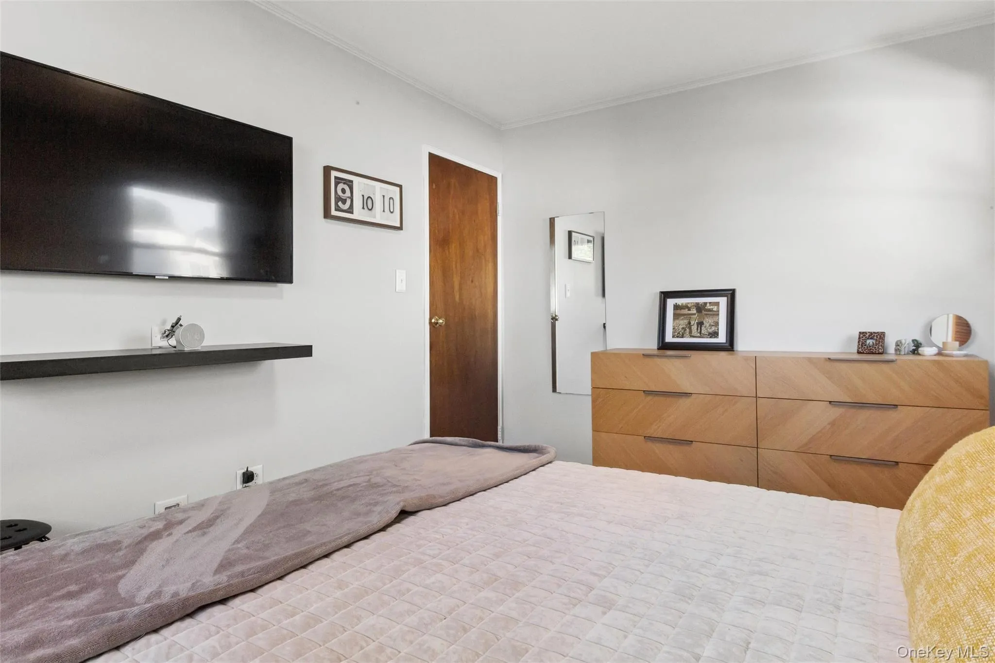 12 Palo Alto Drive, Oyster Bay, NY, 4 Bedrooms Bedrooms, 8 Rooms Rooms,2 BathroomsBathrooms,Residential,For Rent,Palo Alto,0,1034207 12 Palo Alto Drive, Oyster Bay, NY, 4 Bedrooms Bedrooms, 8 Rooms Rooms,2 BathroomsBathrooms,Residential,For Rent,Palo Alto,0,1034207