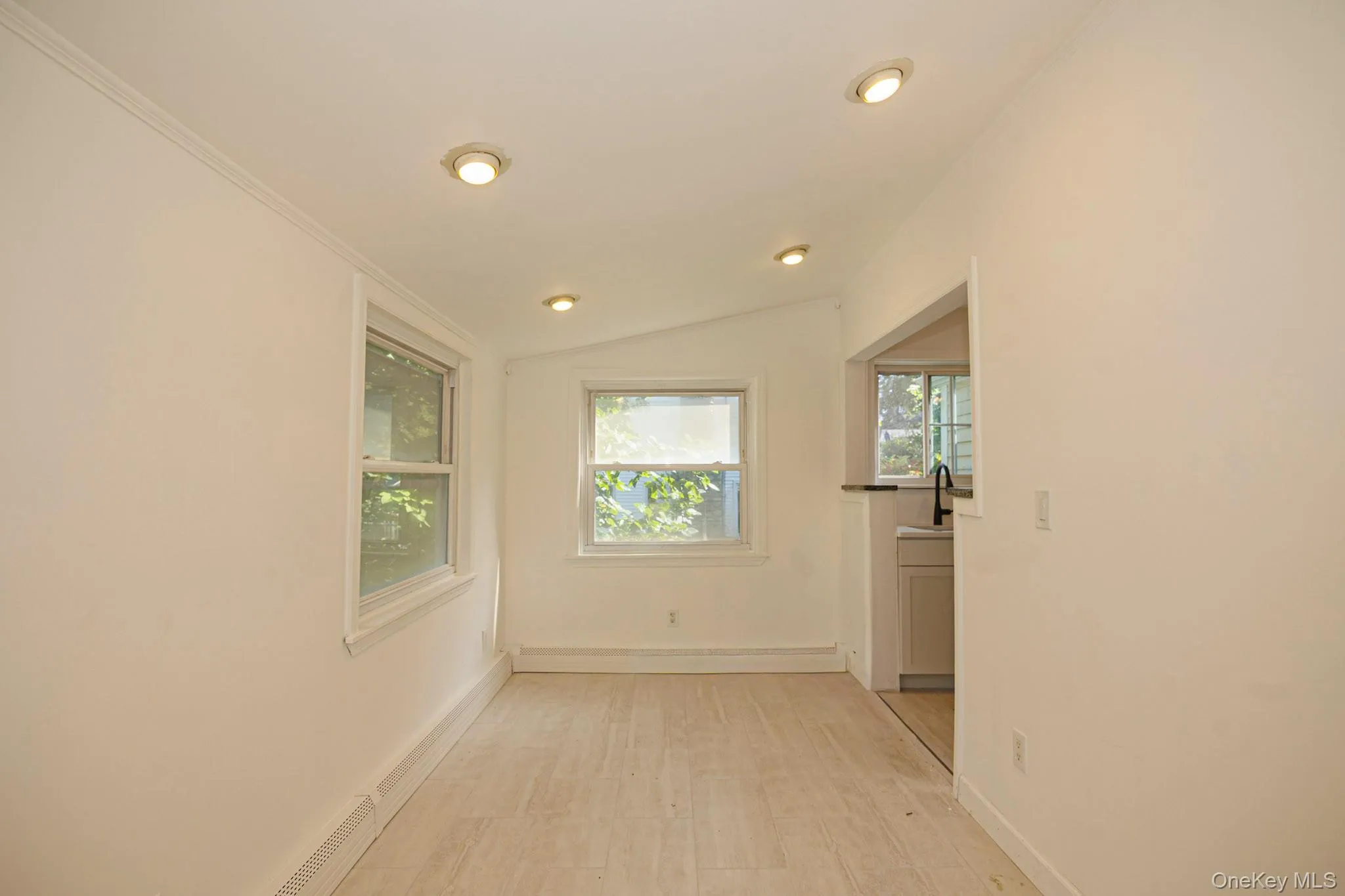 Recessed lighting in dinning room. Recessed lighting in dinning room.