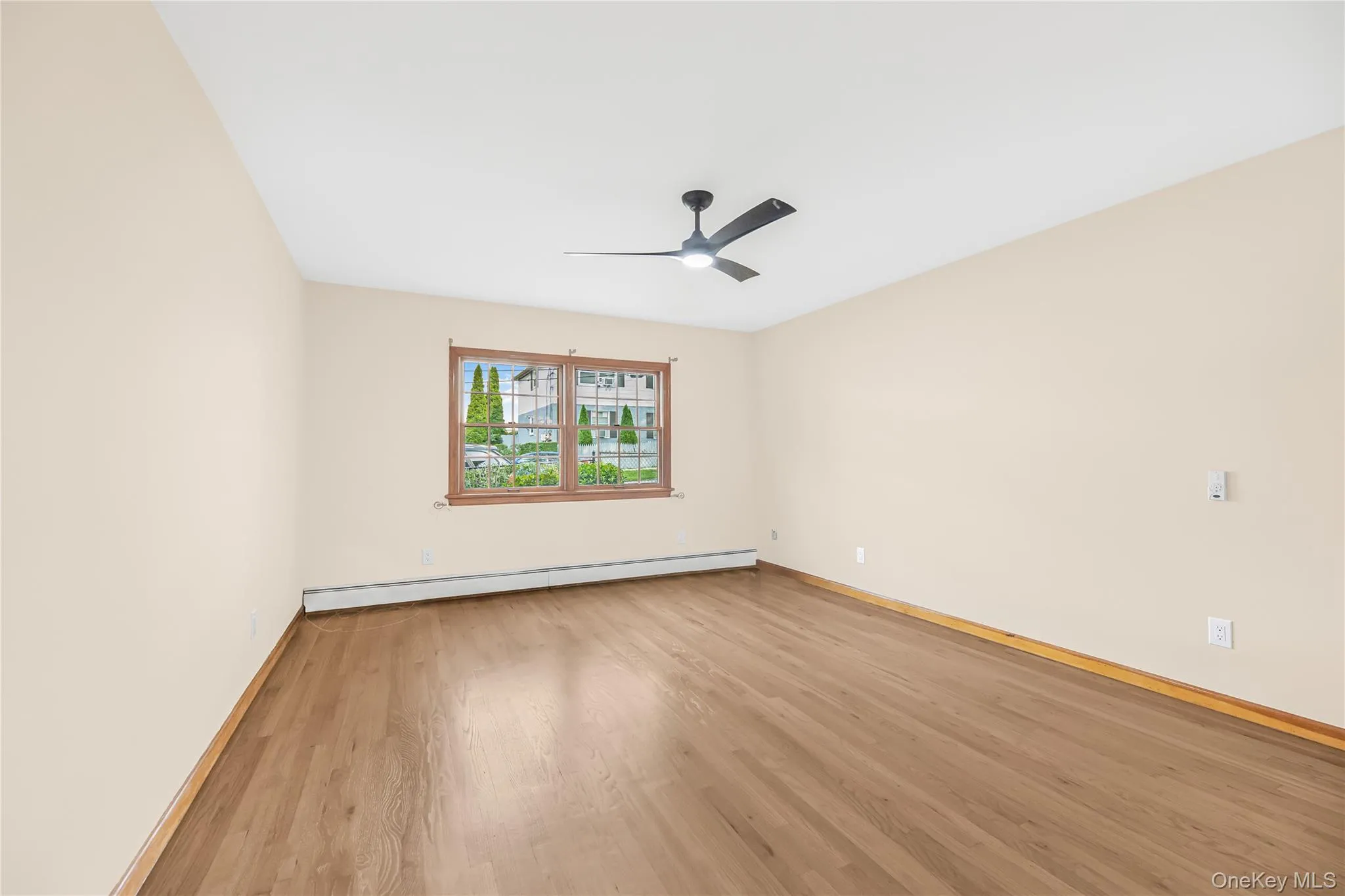 99 Clarendon Avenue, Yonkers, NY, 3 Bedrooms Bedrooms, 6 Rooms Rooms,2 BathroomsBathrooms,Residential Lease,For Rent,Clarendon,0,1034210 99 Clarendon Avenue, Yonkers, NY, 3 Bedrooms Bedrooms, 6 Rooms Rooms,2 BathroomsBathrooms,Residential Lease,For Rent,Clarendon,0,1034210