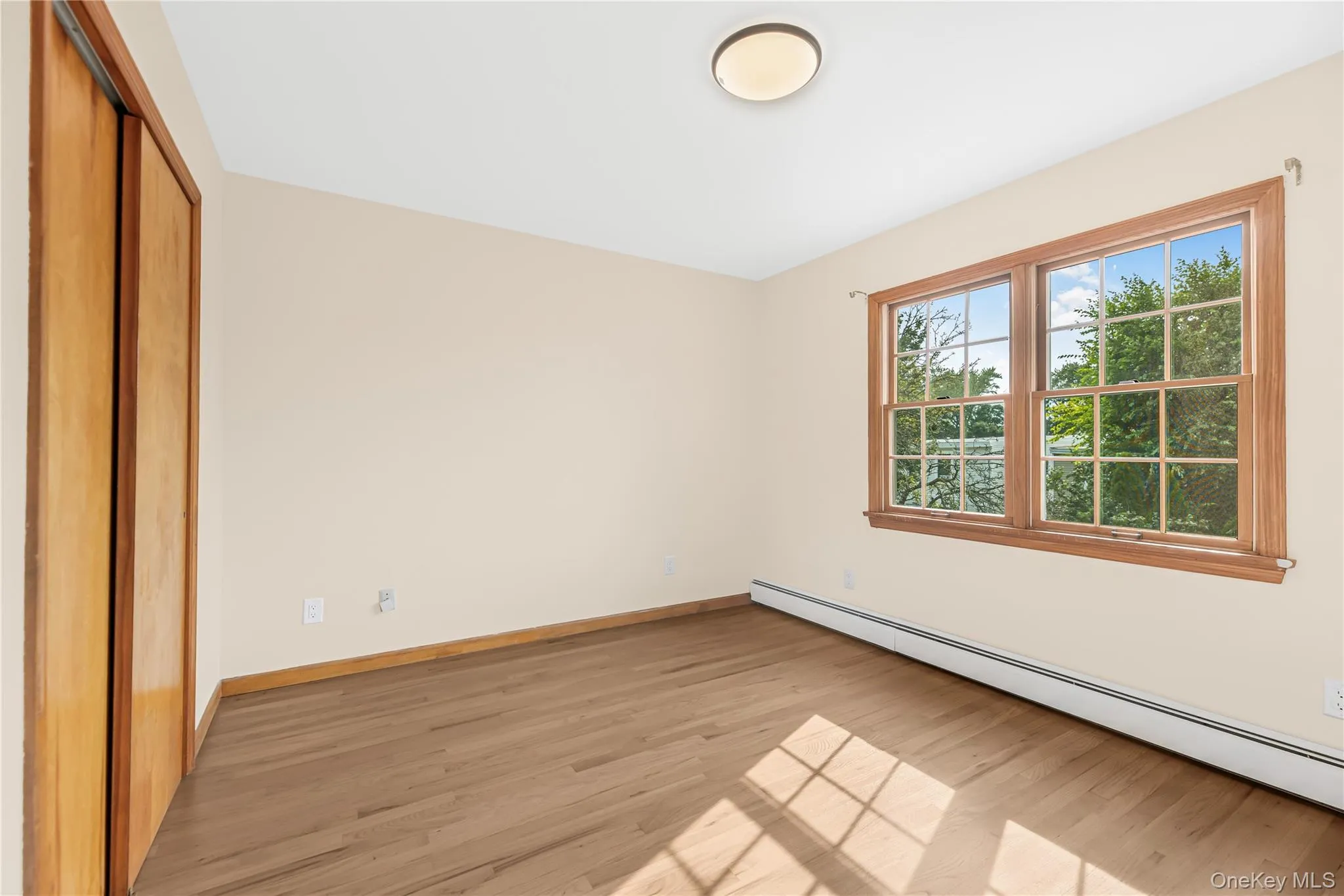2nd Bedroom 2nd Bedroom
