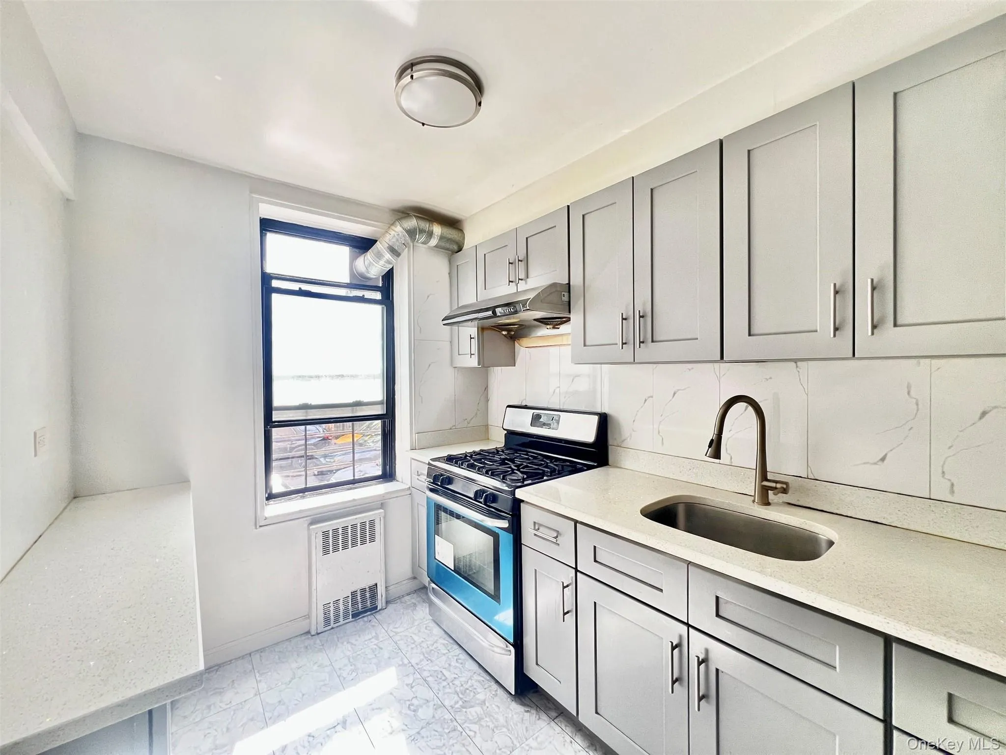 84-25 Elmhurst Avenue, New York, NY, 3 Bedrooms Bedrooms, 6 Rooms Rooms,1 BathroomBathrooms,Residential,For Rent,Elmhurst,0,1034214 84-25 Elmhurst Avenue, New York, NY, 3 Bedrooms Bedrooms, 6 Rooms Rooms,1 BathroomBathrooms,Residential,For Rent,Elmhurst,0,1034214