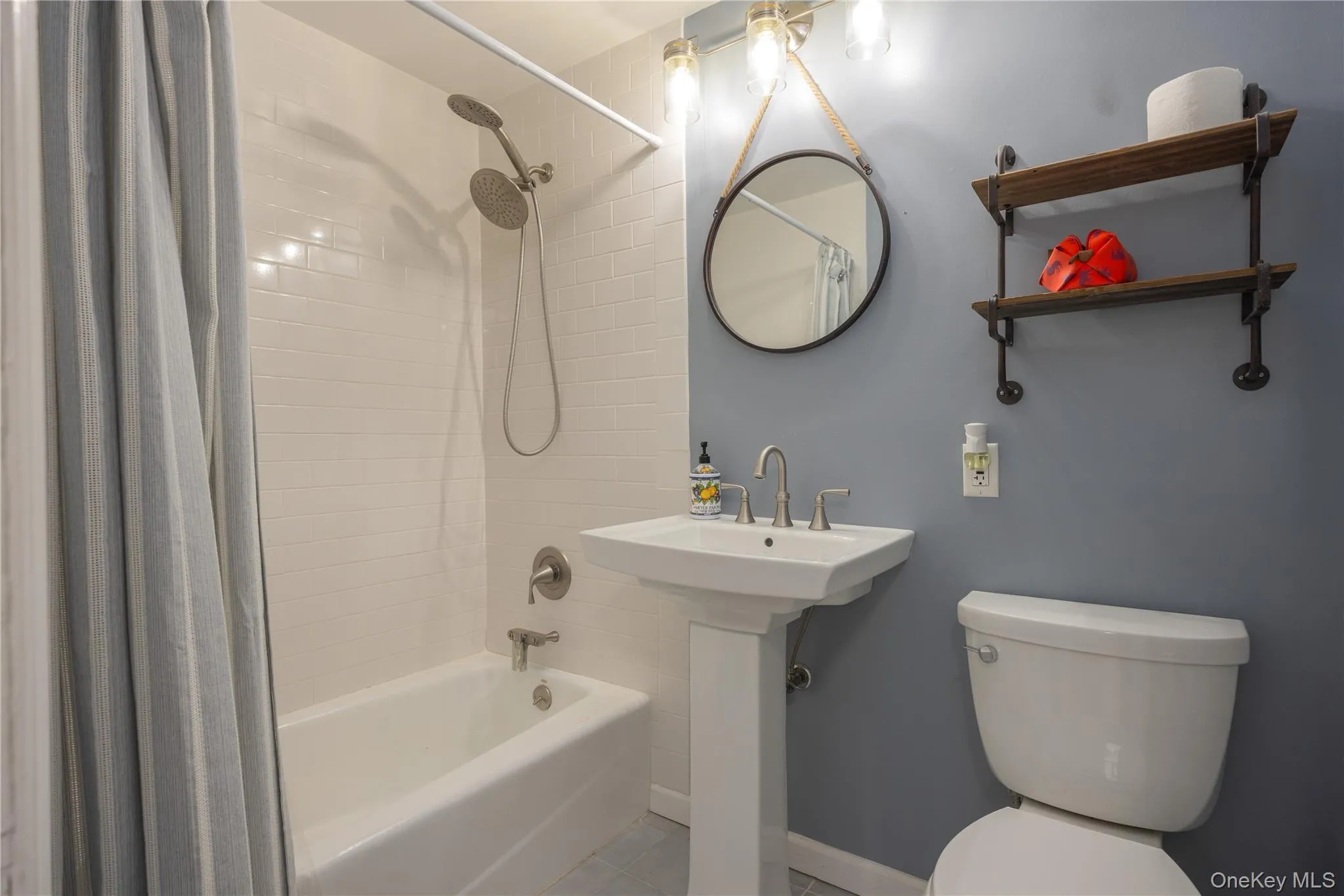 8 Loran Court, Clarkstown, NY, 3 Bedrooms Bedrooms, 10 Rooms Rooms,2 BathroomsBathrooms,Residential Lease,For Rent,Loran,0,1034224 8 Loran Court, Clarkstown, NY, 3 Bedrooms Bedrooms, 10 Rooms Rooms,2 BathroomsBathrooms,Residential Lease,For Rent,Loran,0,1034224