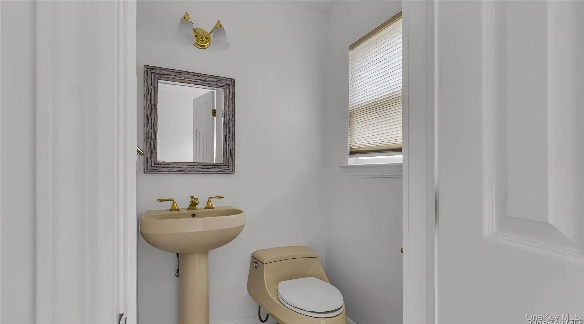 136 Lee Road, Hempstead, NY, 4 Bedrooms Bedrooms, 12 Rooms Rooms,2 BathroomsBathrooms,Residential Lease,For Rent,Lee,0,1034229 136 Lee Road, Hempstead, NY, 4 Bedrooms Bedrooms, 12 Rooms Rooms,2 BathroomsBathrooms,Residential Lease,For Rent,Lee,0,1034229