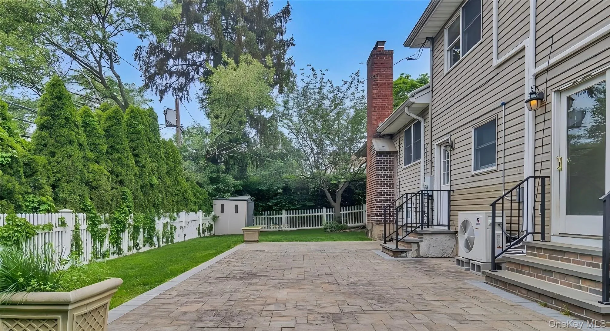 136 Lee Road, Hempstead, NY, 4 Bedrooms Bedrooms, 12 Rooms Rooms,2 BathroomsBathrooms,Residential Lease,For Rent,Lee,0,1034229 136 Lee Road, Hempstead, NY, 4 Bedrooms Bedrooms, 12 Rooms Rooms,2 BathroomsBathrooms,Residential Lease,For Rent,Lee,0,1034229