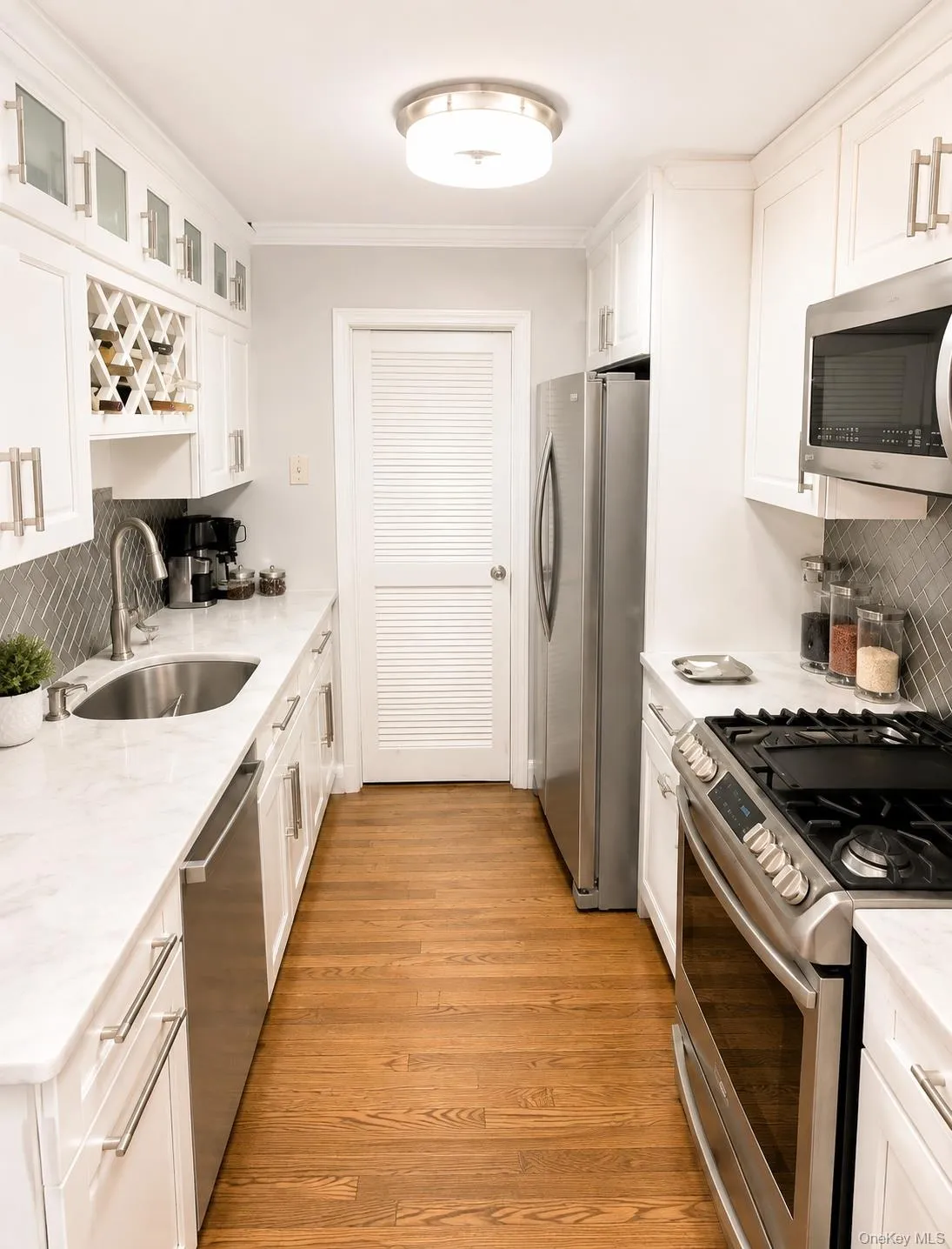 19 Helene Circle, Woodbury, NY, 3 Bedrooms Bedrooms, 8 Rooms Rooms,2 BathroomsBathrooms,Residential,For Rent,Helene,0,1034231 19 Helene Circle, Woodbury, NY, 3 Bedrooms Bedrooms, 8 Rooms Rooms,2 BathroomsBathrooms,Residential,For Rent,Helene,0,1034231
