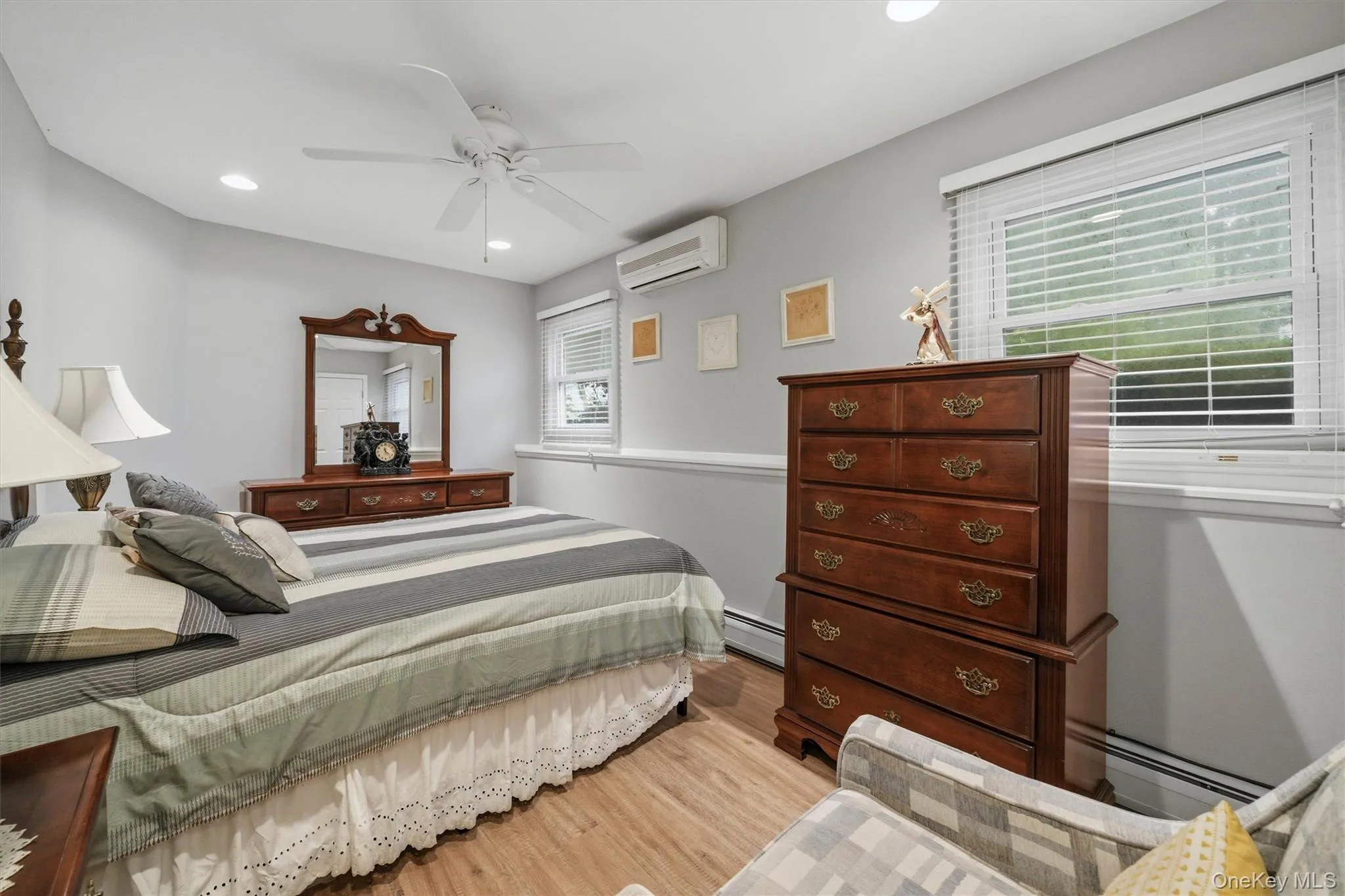 Accessory apt - Bedroom 2 Accessory apt - Bedroom 2