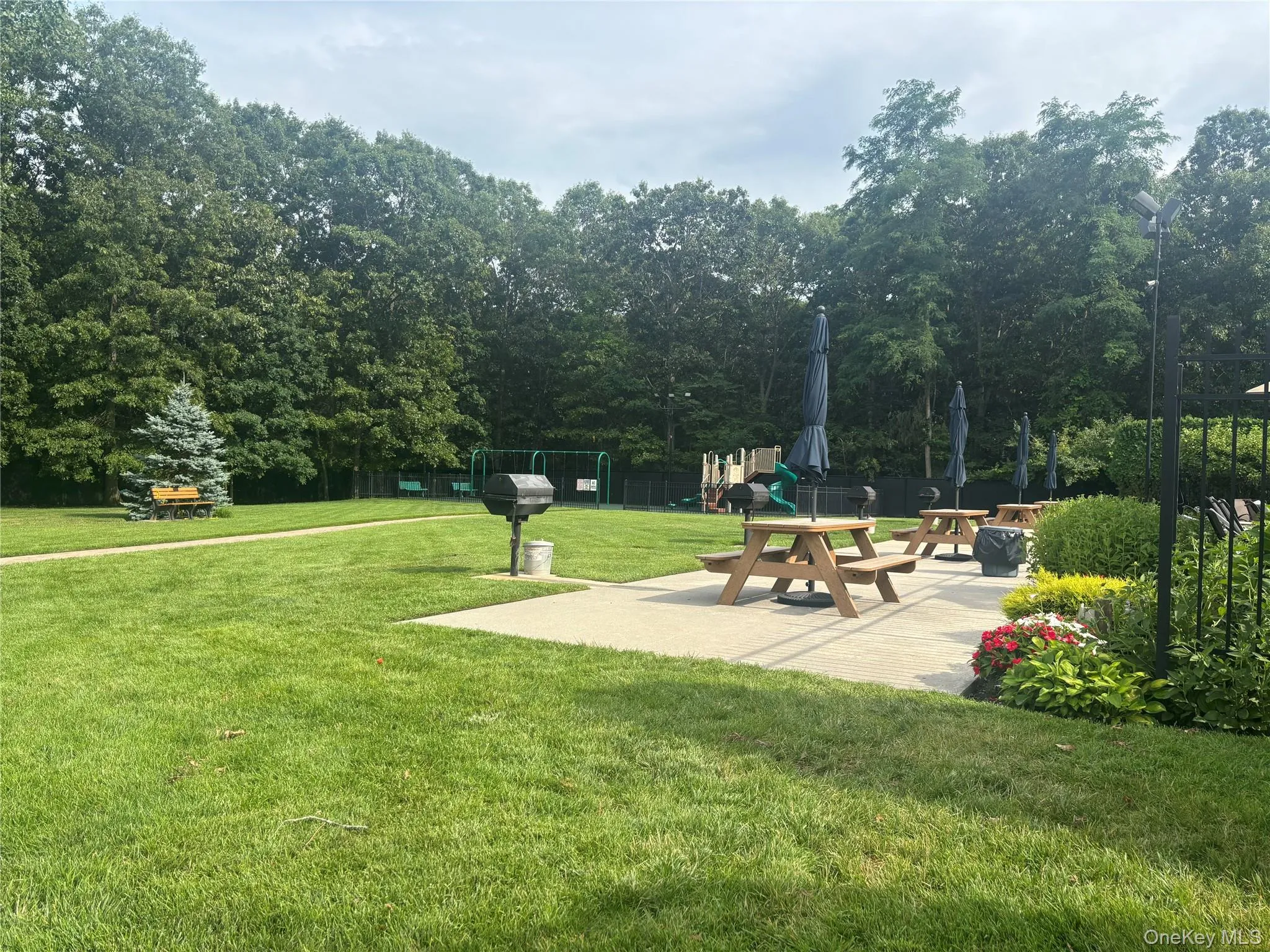 460 Old Town Road, Brookhaven, NY, 1 Bedroom Bedrooms, 3 Rooms Rooms,1 BathroomBathrooms,Residential,For Rent,Old Town,0,1034235 460 Old Town Road, Brookhaven, NY, 1 Bedroom Bedrooms, 3 Rooms Rooms,1 BathroomBathrooms,Residential,For Rent,Old Town,0,1034235