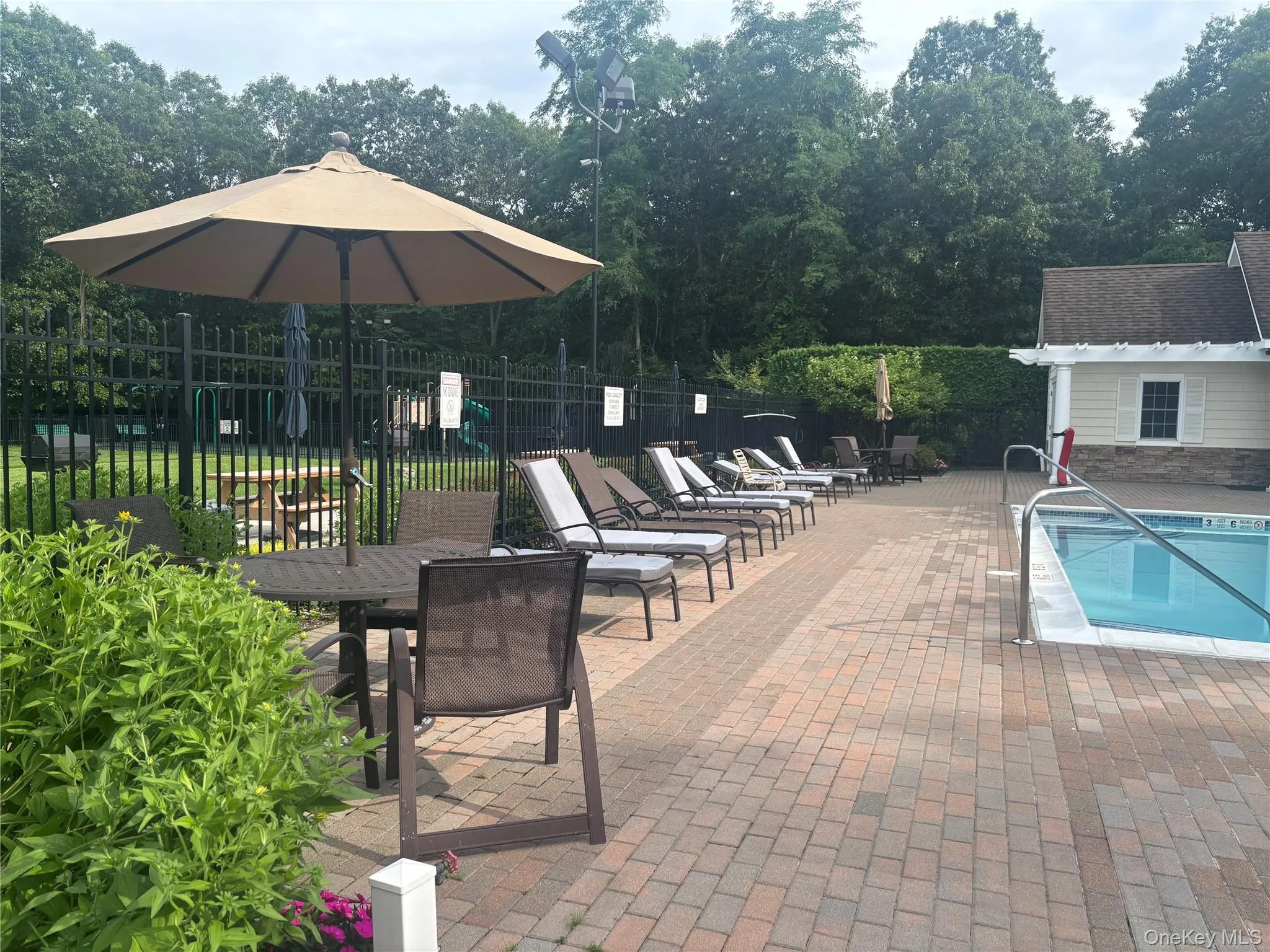 460 Old Town Road, Brookhaven, NY, 1 Bedroom Bedrooms, 3 Rooms Rooms,1 BathroomBathrooms,Residential,For Rent,Old Town,0,1034235 460 Old Town Road, Brookhaven, NY, 1 Bedroom Bedrooms, 3 Rooms Rooms,1 BathroomBathrooms,Residential,For Rent,Old Town,0,1034235