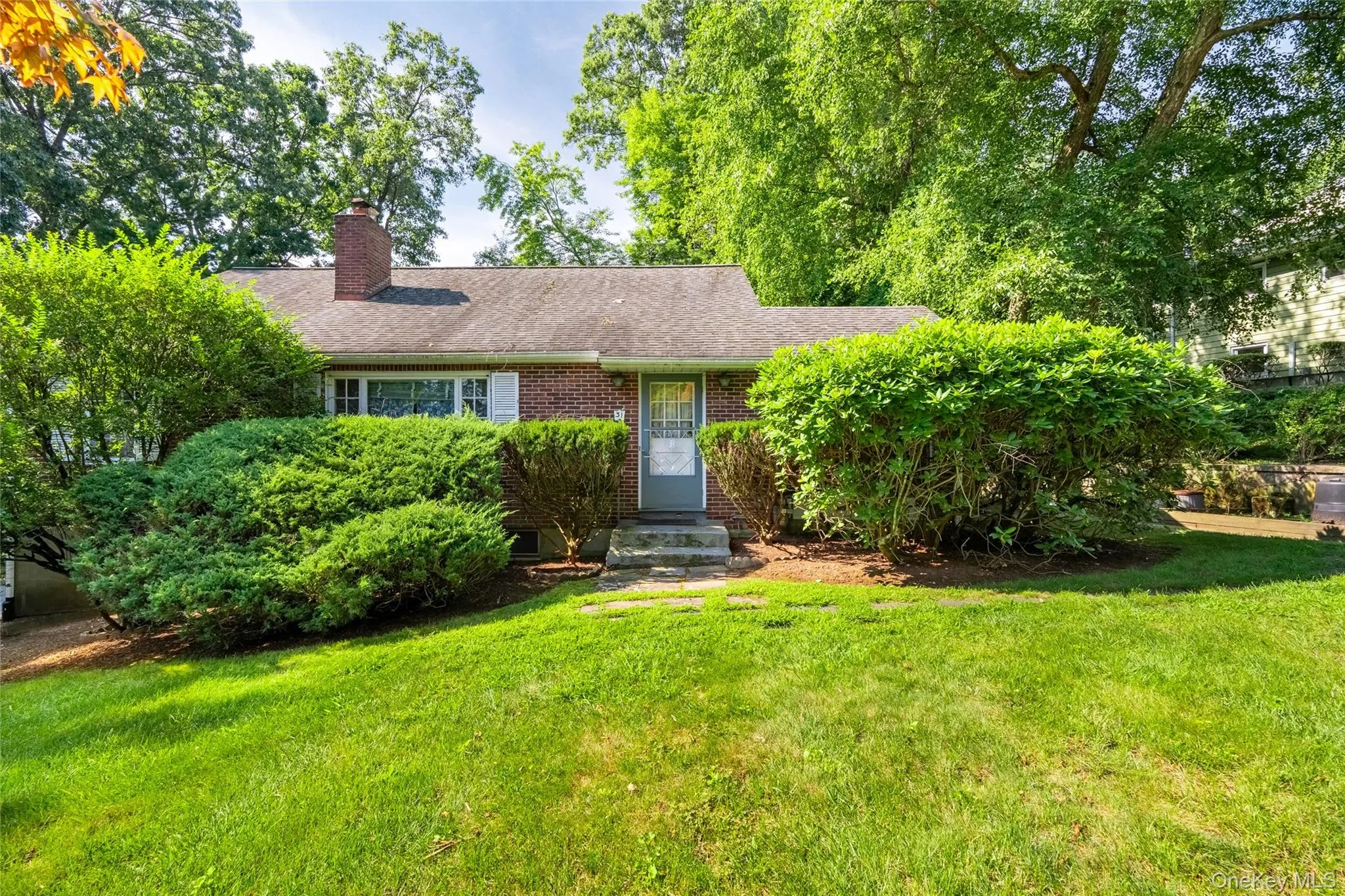 31 Briarwood Drive, Clarkstown, NY, 3 Bedrooms Bedrooms, 6 Rooms Rooms,1 BathroomBathrooms,Residential,For Rent,Briarwood,0,1034246 31 Briarwood Drive, Clarkstown, NY, 3 Bedrooms Bedrooms, 6 Rooms Rooms,1 BathroomBathrooms,Residential,For Rent,Briarwood,0,1034246