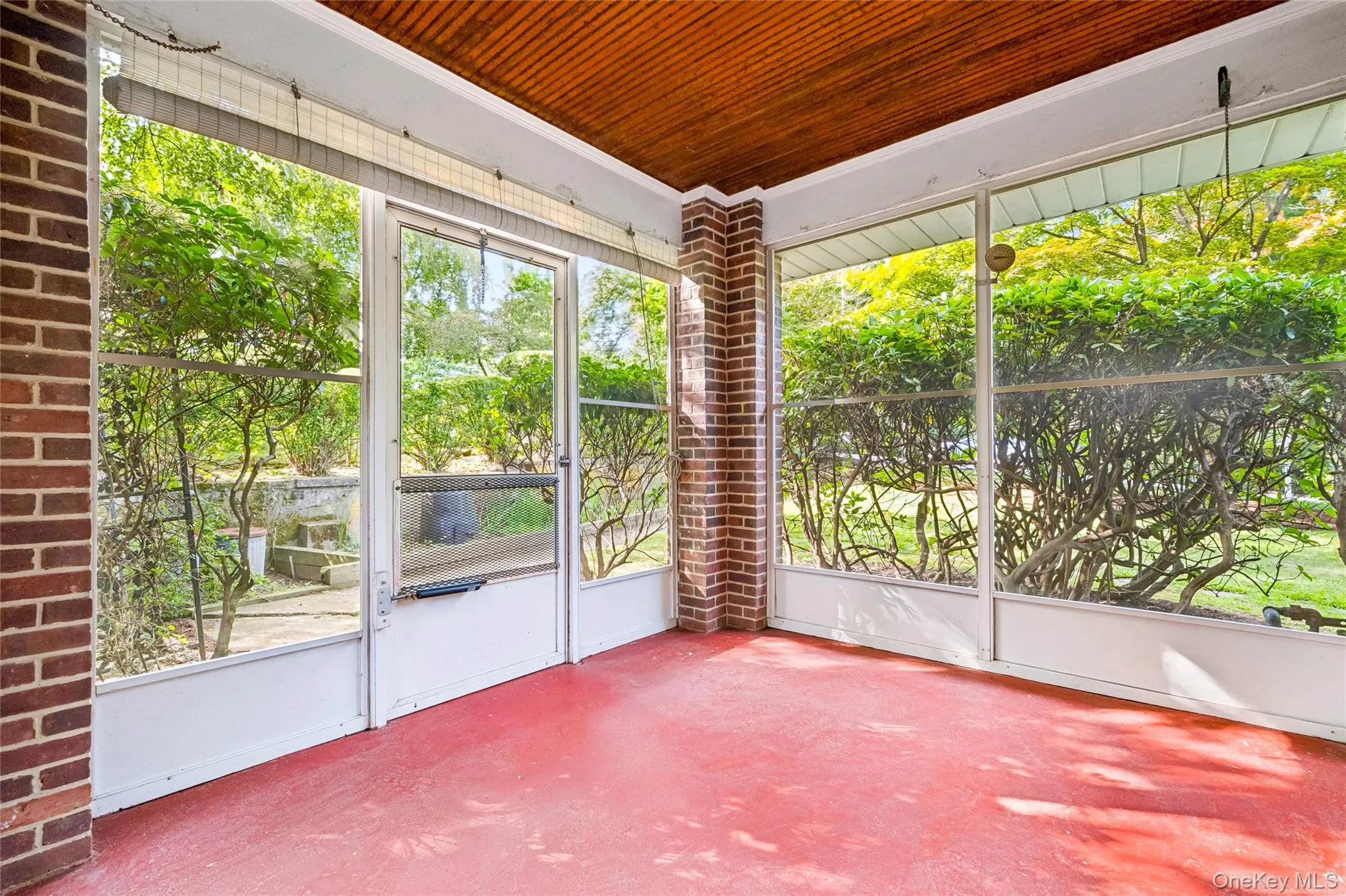 31 Briarwood Drive, Clarkstown, NY, 3 Bedrooms Bedrooms, 6 Rooms Rooms,1 BathroomBathrooms,Residential,For Rent,Briarwood,0,1034246 31 Briarwood Drive, Clarkstown, NY, 3 Bedrooms Bedrooms, 6 Rooms Rooms,1 BathroomBathrooms,Residential,For Rent,Briarwood,0,1034246