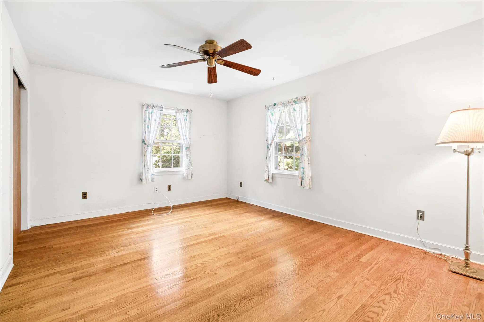 31 Briarwood Drive, Clarkstown, NY, 3 Bedrooms Bedrooms, 6 Rooms Rooms,1 BathroomBathrooms,Residential,For Rent,Briarwood,0,1034246 31 Briarwood Drive, Clarkstown, NY, 3 Bedrooms Bedrooms, 6 Rooms Rooms,1 BathroomBathrooms,Residential,For Rent,Briarwood,0,1034246