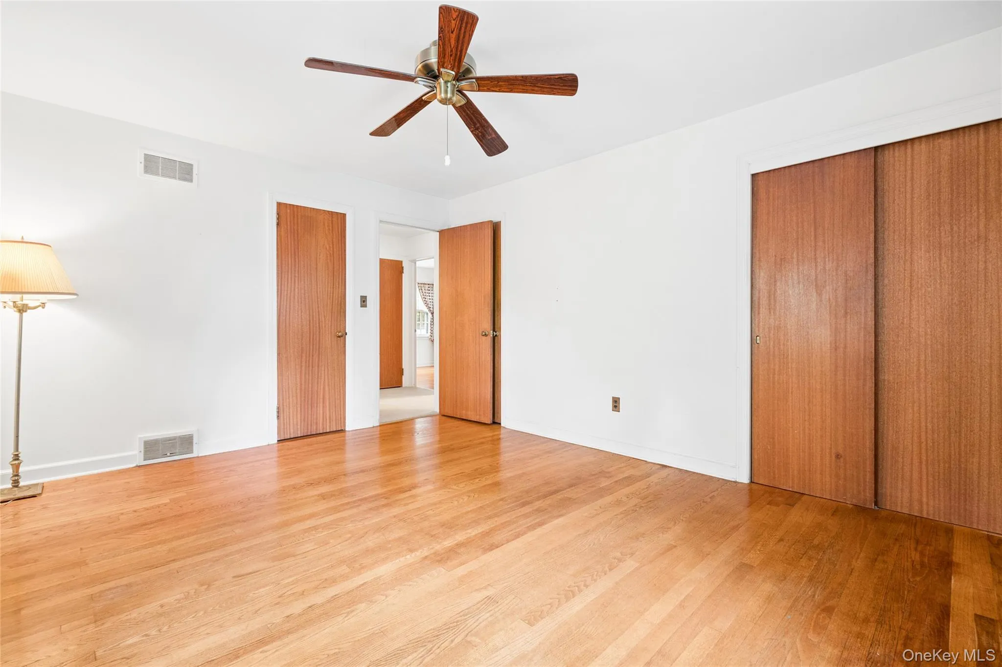 31 Briarwood Drive, Clarkstown, NY, 3 Bedrooms Bedrooms, 6 Rooms Rooms,1 BathroomBathrooms,Residential,For Rent,Briarwood,0,1034246 31 Briarwood Drive, Clarkstown, NY, 3 Bedrooms Bedrooms, 6 Rooms Rooms,1 BathroomBathrooms,Residential,For Rent,Briarwood,0,1034246