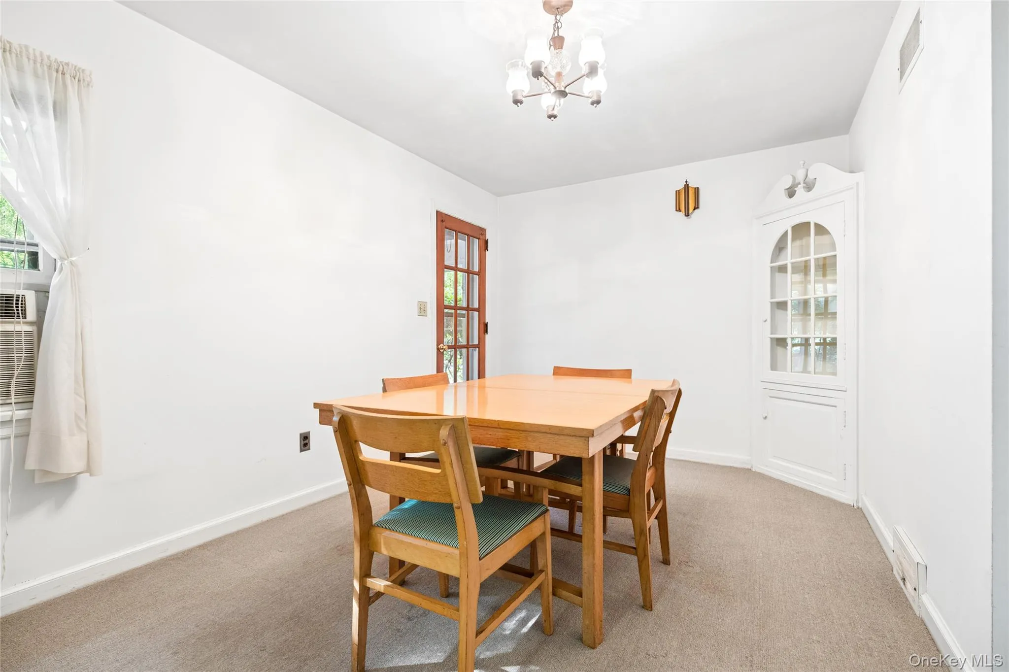 31 Briarwood Drive, Clarkstown, NY, 3 Bedrooms Bedrooms, 6 Rooms Rooms,1 BathroomBathrooms,Residential,For Rent,Briarwood,0,1034246 31 Briarwood Drive, Clarkstown, NY, 3 Bedrooms Bedrooms, 6 Rooms Rooms,1 BathroomBathrooms,Residential,For Rent,Briarwood,0,1034246