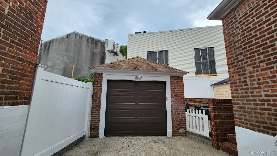 63-28 82nd Place, New York, NY, 3 Bedrooms Bedrooms, 7 Rooms Rooms,2 BathroomsBathrooms,Residential,For Rent,82nd,0,1034253 63-28 82nd Place, New York, NY, 3 Bedrooms Bedrooms, 7 Rooms Rooms,2 BathroomsBathrooms,Residential,For Rent,82nd,0,1034253