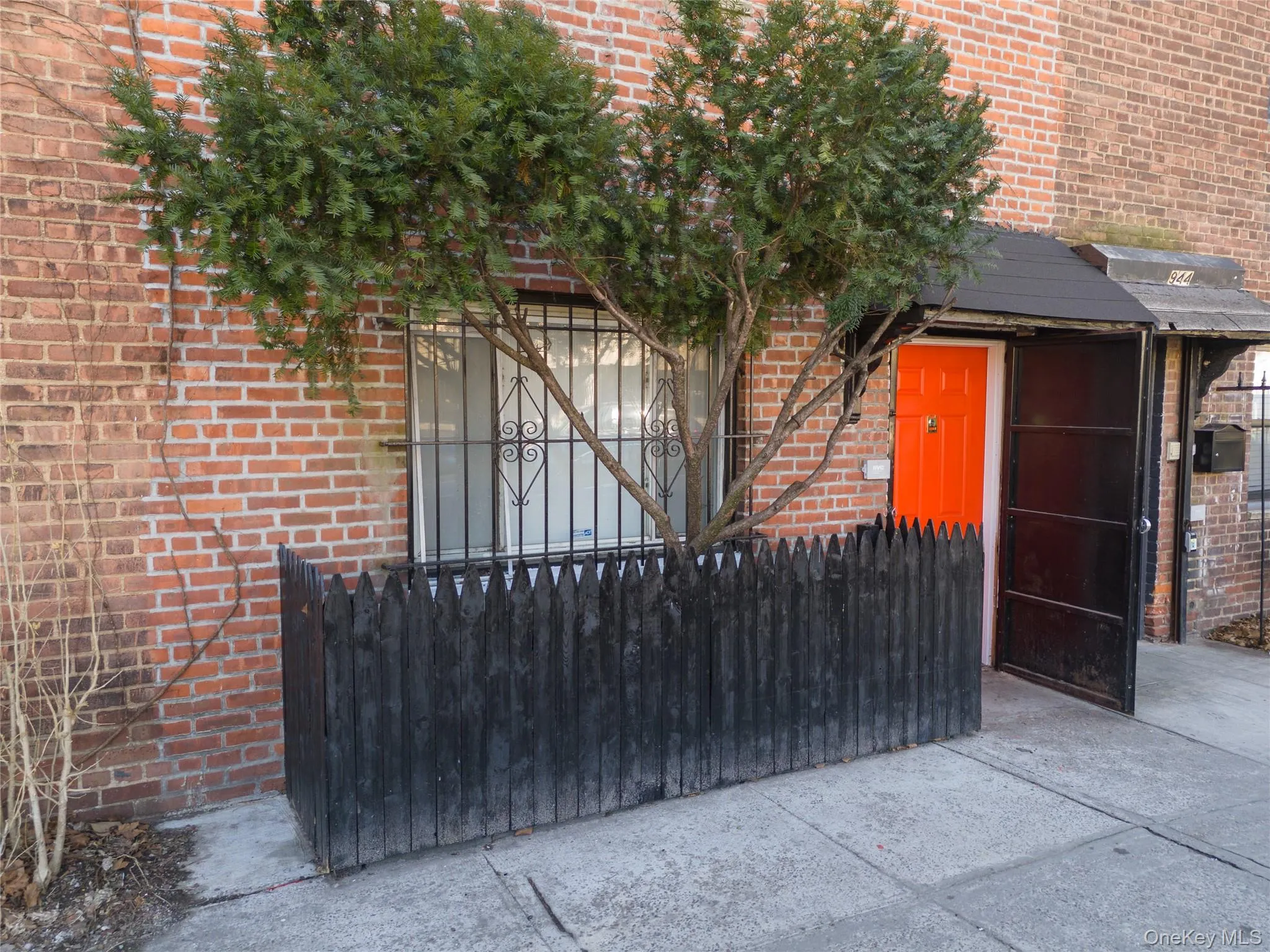 946 Gerard Avenue, New York, NY, 2 Bedrooms Bedrooms, 4 Rooms Rooms,1 BathroomBathrooms,Residential,For Rent,Gerard,0,1034261 946 Gerard Avenue, New York, NY, 2 Bedrooms Bedrooms, 4 Rooms Rooms,1 BathroomBathrooms,Residential,For Rent,Gerard,0,1034261