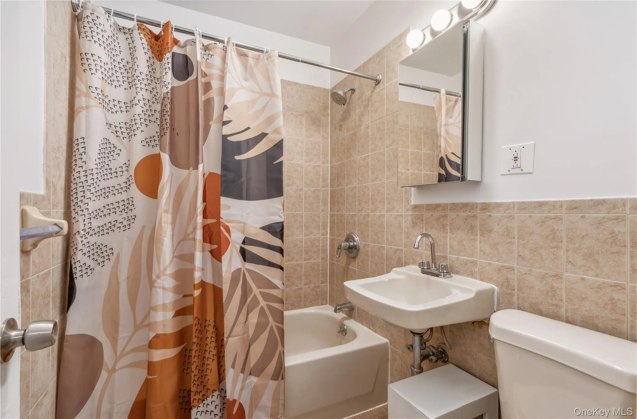 946 Gerard Avenue, New York, NY, 2 Bedrooms Bedrooms, 4 Rooms Rooms,1 BathroomBathrooms,Residential,For Rent,Gerard,0,1034261 946 Gerard Avenue, New York, NY, 2 Bedrooms Bedrooms, 4 Rooms Rooms,1 BathroomBathrooms,Residential,For Rent,Gerard,0,1034261