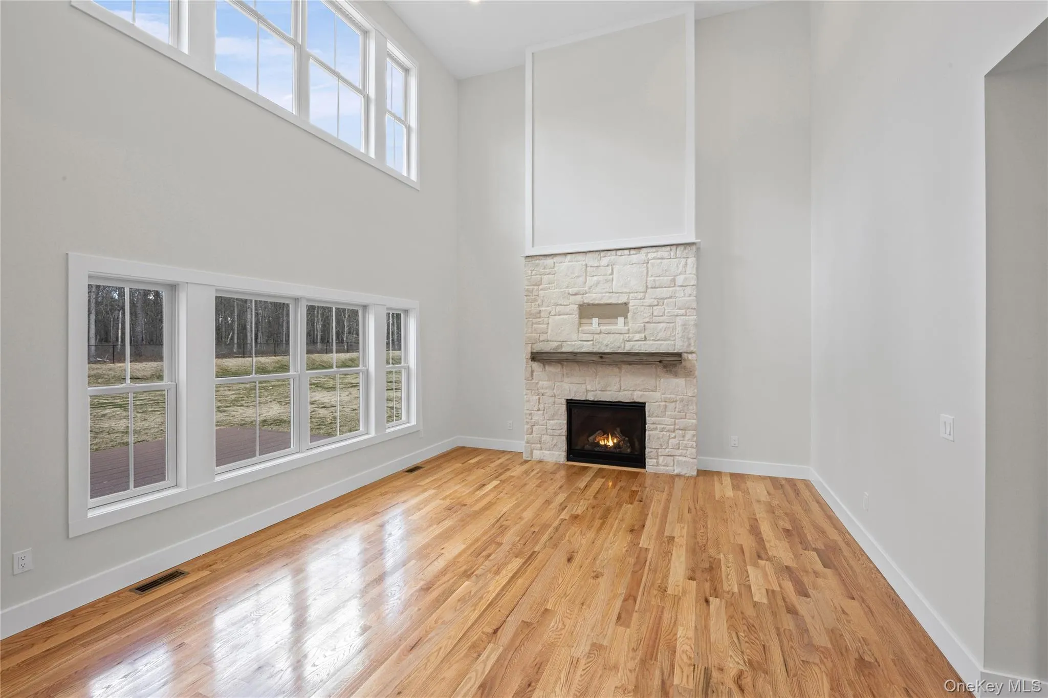 11 Colonels Path, Brookhaven, NY, 4 Bedrooms Bedrooms, 10 Rooms Rooms,2 BathroomsBathrooms,Residential,For Rent,Colonels,0,1034265 11 Colonels Path, Brookhaven, NY, 4 Bedrooms Bedrooms, 10 Rooms Rooms,2 BathroomsBathrooms,Residential,For Rent,Colonels,0,1034265
