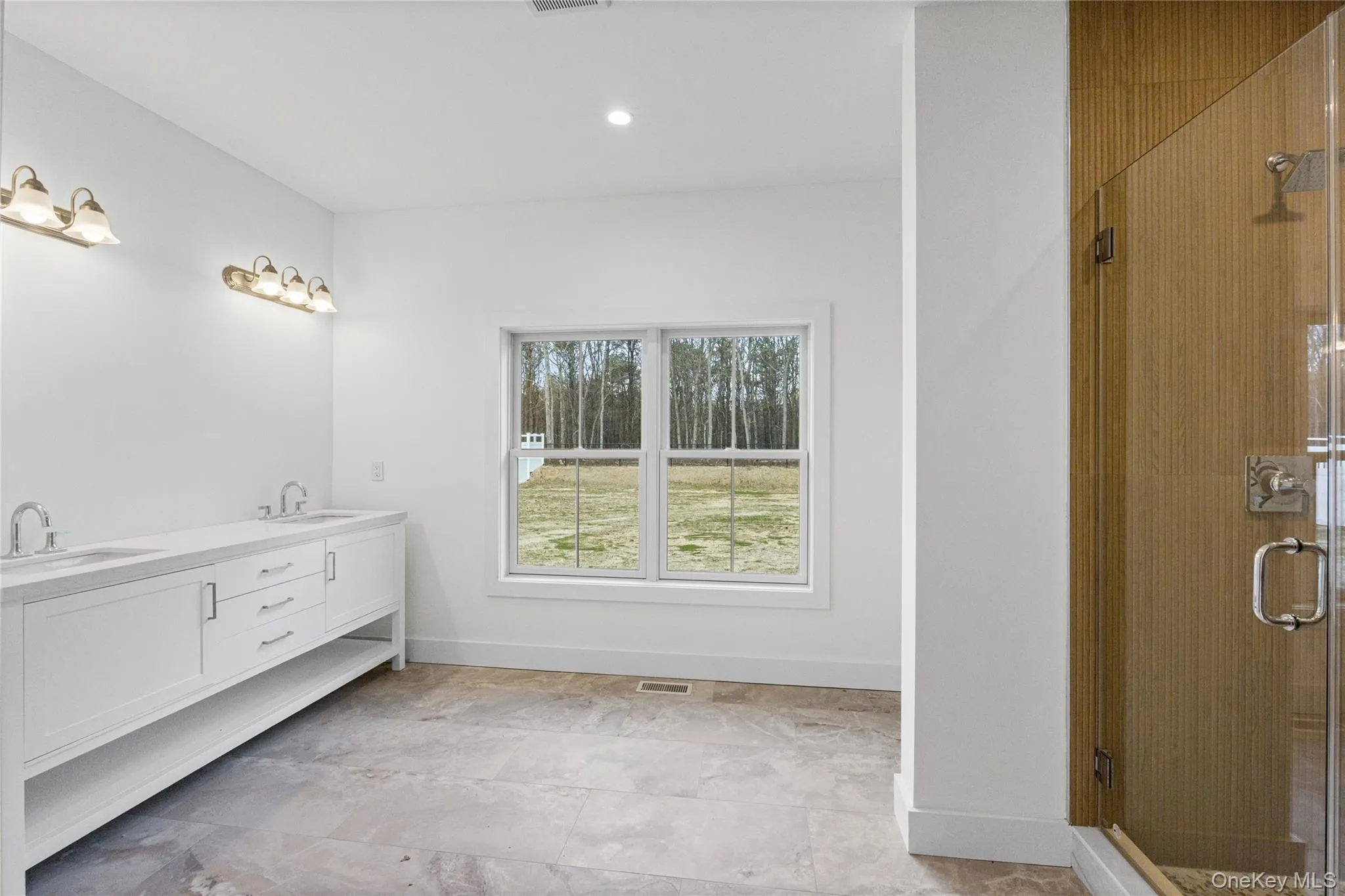 11 Colonels Path, Brookhaven, NY, 4 Bedrooms Bedrooms, 10 Rooms Rooms,2 BathroomsBathrooms,Residential,For Rent,Colonels,0,1034265 11 Colonels Path, Brookhaven, NY, 4 Bedrooms Bedrooms, 10 Rooms Rooms,2 BathroomsBathrooms,Residential,For Rent,Colonels,0,1034265