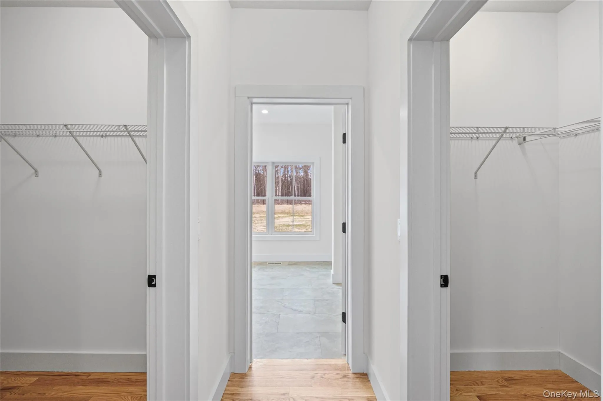 11 Colonels Path, Brookhaven, NY, 4 Bedrooms Bedrooms, 10 Rooms Rooms,2 BathroomsBathrooms,Residential,For Rent,Colonels,0,1034265 11 Colonels Path, Brookhaven, NY, 4 Bedrooms Bedrooms, 10 Rooms Rooms,2 BathroomsBathrooms,Residential,For Rent,Colonels,0,1034265