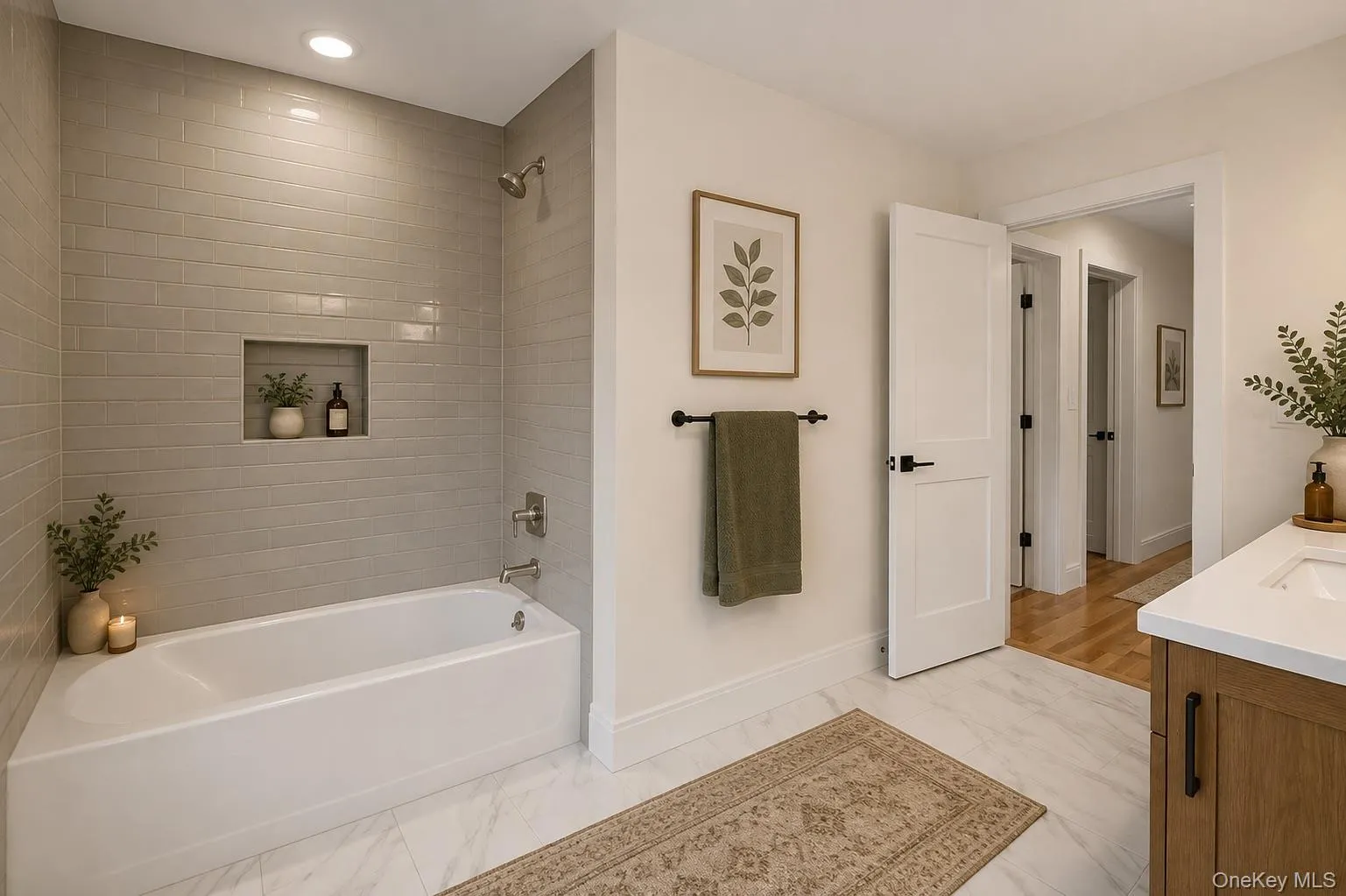 11 Colonels Path, Brookhaven, NY, 4 Bedrooms Bedrooms, 10 Rooms Rooms,2 BathroomsBathrooms,Residential,For Rent,Colonels,0,1034265 11 Colonels Path, Brookhaven, NY, 4 Bedrooms Bedrooms, 10 Rooms Rooms,2 BathroomsBathrooms,Residential,For Rent,Colonels,0,1034265