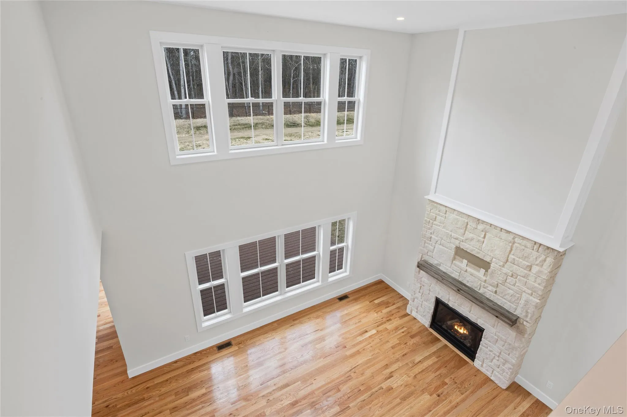 11 Colonels Path, Brookhaven, NY, 4 Bedrooms Bedrooms, 10 Rooms Rooms,2 BathroomsBathrooms,Residential,For Rent,Colonels,0,1034265 11 Colonels Path, Brookhaven, NY, 4 Bedrooms Bedrooms, 10 Rooms Rooms,2 BathroomsBathrooms,Residential,For Rent,Colonels,0,1034265
