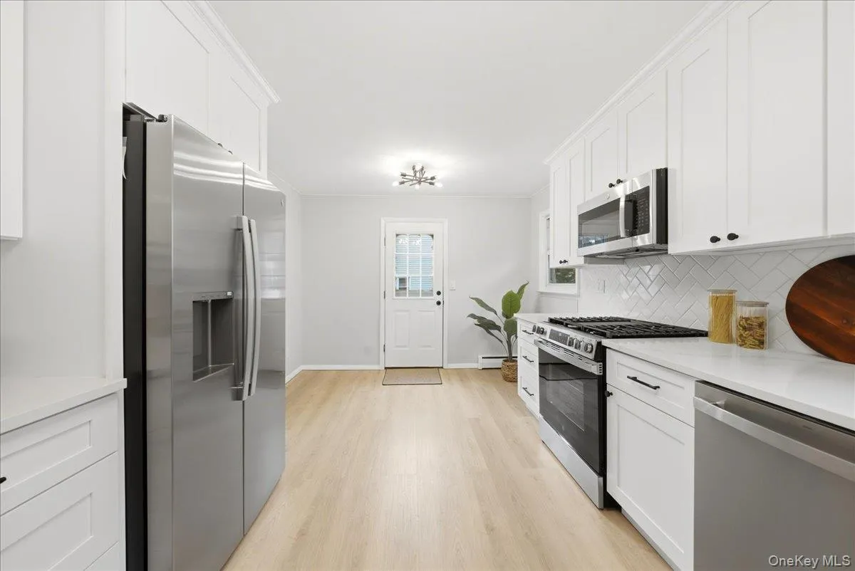 60 Duell Road, Greenburgh, NY, 4 Bedrooms Bedrooms, 7 Rooms Rooms,1 BathroomBathrooms,Residential,For Rent,Duell,0,1034274 60 Duell Road, Greenburgh, NY, 4 Bedrooms Bedrooms, 7 Rooms Rooms,1 BathroomBathrooms,Residential,For Rent,Duell,0,1034274