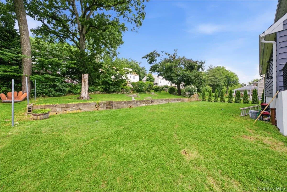 60 Duell Road, Greenburgh, NY, 4 Bedrooms Bedrooms, 7 Rooms Rooms,1 BathroomBathrooms,Residential,For Rent,Duell,0,1034274 60 Duell Road, Greenburgh, NY, 4 Bedrooms Bedrooms, 7 Rooms Rooms,1 BathroomBathrooms,Residential,For Rent,Duell,0,1034274