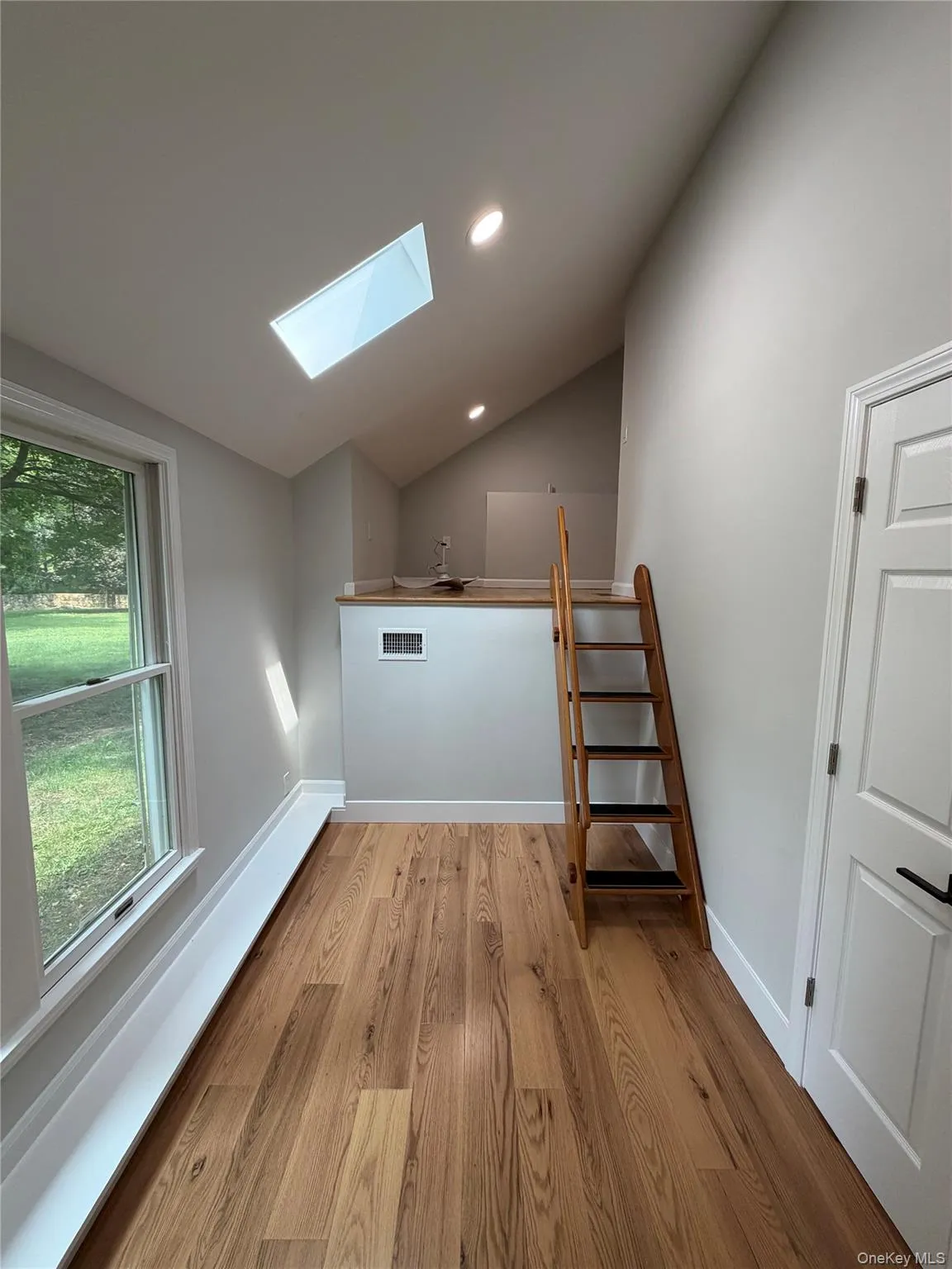146 cordial Rd, Yorktown, NY, 2 Bedrooms Bedrooms, 6 Rooms Rooms,2 BathroomsBathrooms,Residential Lease,For Rent,Rd,0,1034275 146 cordial Rd, Yorktown, NY, 2 Bedrooms Bedrooms, 6 Rooms Rooms,2 BathroomsBathrooms,Residential Lease,For Rent,Rd,0,1034275