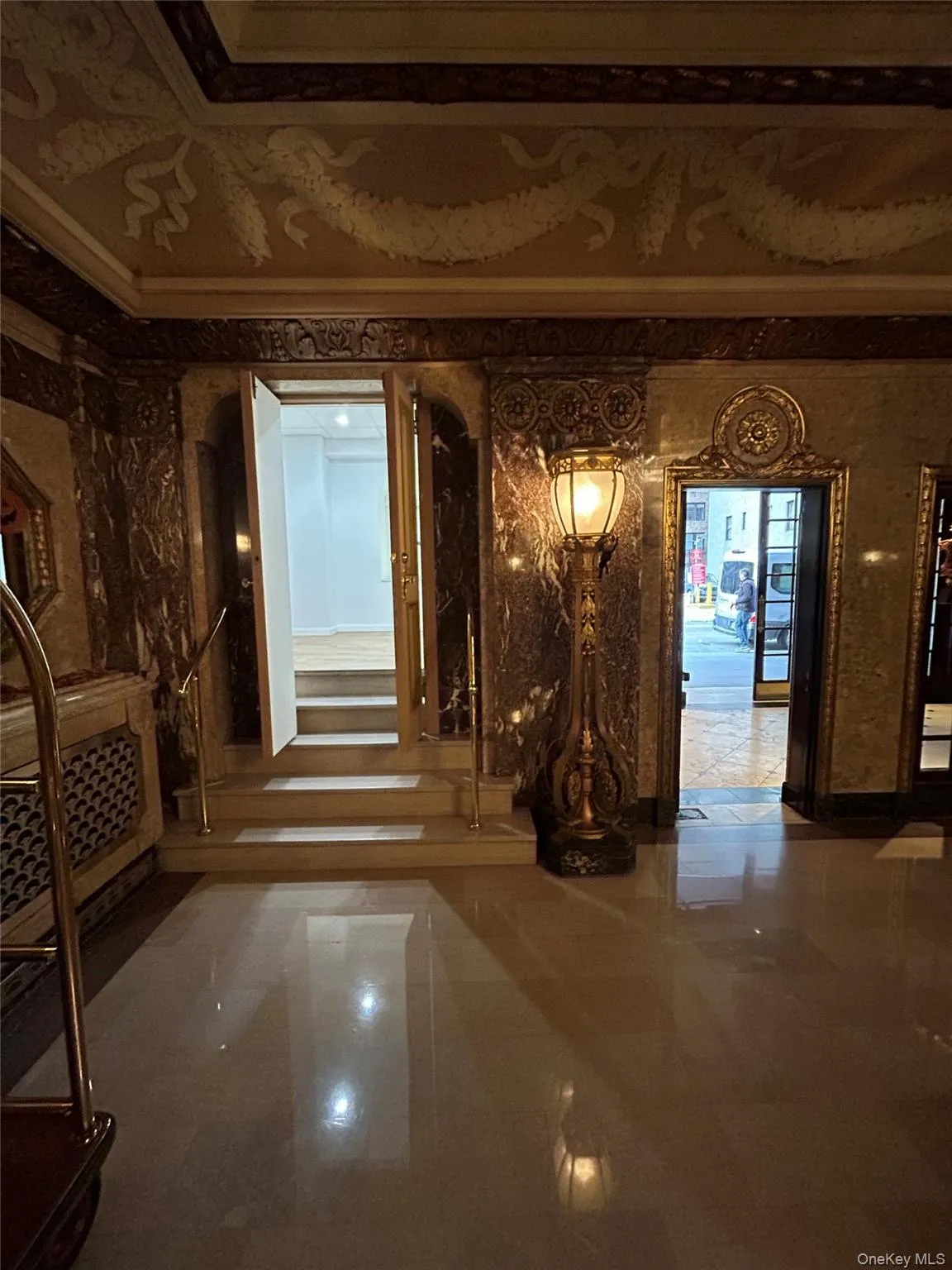 23 West 73rd Street #101 Room 4, New York, NY, ,Commercial Lease,For Rent,West 73rd Street #101 Room 4,0,1034281 23 West 73rd Street #101 Room 4, New York, NY, ,Commercial Lease,For Rent,West 73rd Street #101 Room 4,0,1034281