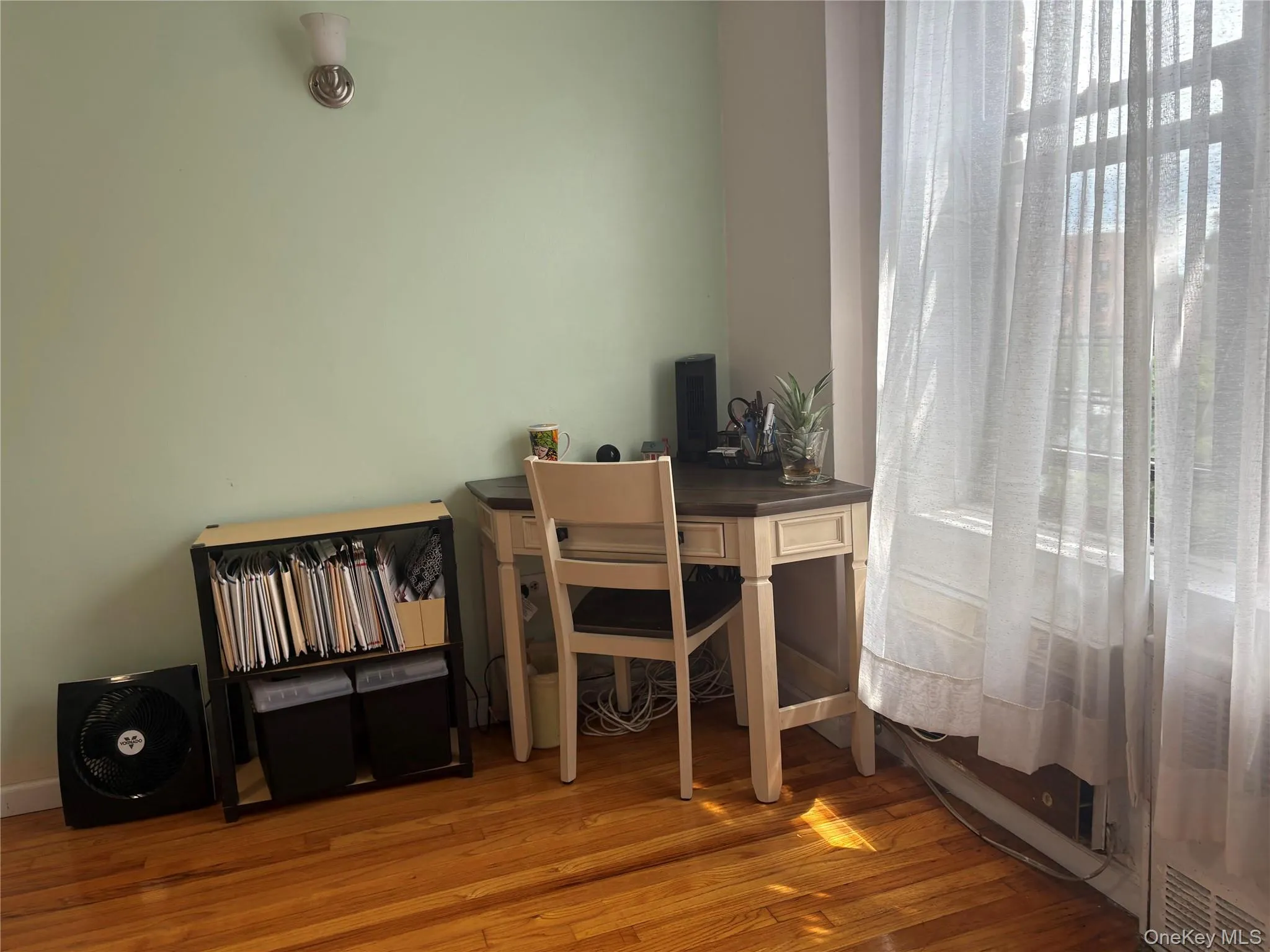 41-31 51st Street, New York, NY, 1 Bedroom Bedrooms, 4 Rooms Rooms,1 BathroomBathrooms,Residential,For Rent,51st,0,1034283 41-31 51st Street, New York, NY, 1 Bedroom Bedrooms, 4 Rooms Rooms,1 BathroomBathrooms,Residential,For Rent,51st,0,1034283