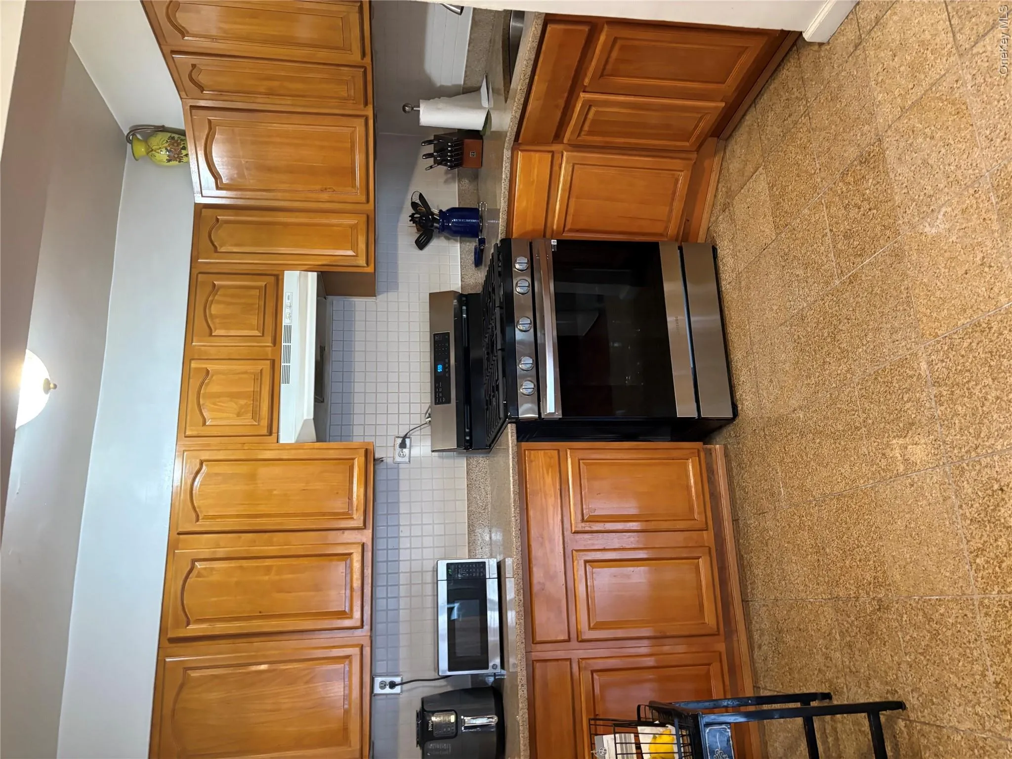 41-31 51st Street, New York, NY, 1 Bedroom Bedrooms, 4 Rooms Rooms,1 BathroomBathrooms,Residential,For Rent,51st,0,1034283 41-31 51st Street, New York, NY, 1 Bedroom Bedrooms, 4 Rooms Rooms,1 BathroomBathrooms,Residential,For Rent,51st,0,1034283