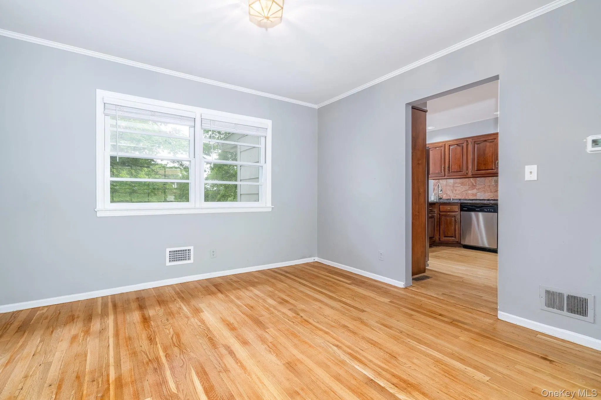 67 Malvern Lane, New Rochelle, NY, 3 Bedrooms Bedrooms, 8 Rooms Rooms,2 BathroomsBathrooms,Residential Lease,For Rent,Malvern,0,1034287 67 Malvern Lane, New Rochelle, NY, 3 Bedrooms Bedrooms, 8 Rooms Rooms,2 BathroomsBathrooms,Residential Lease,For Rent,Malvern,0,1034287