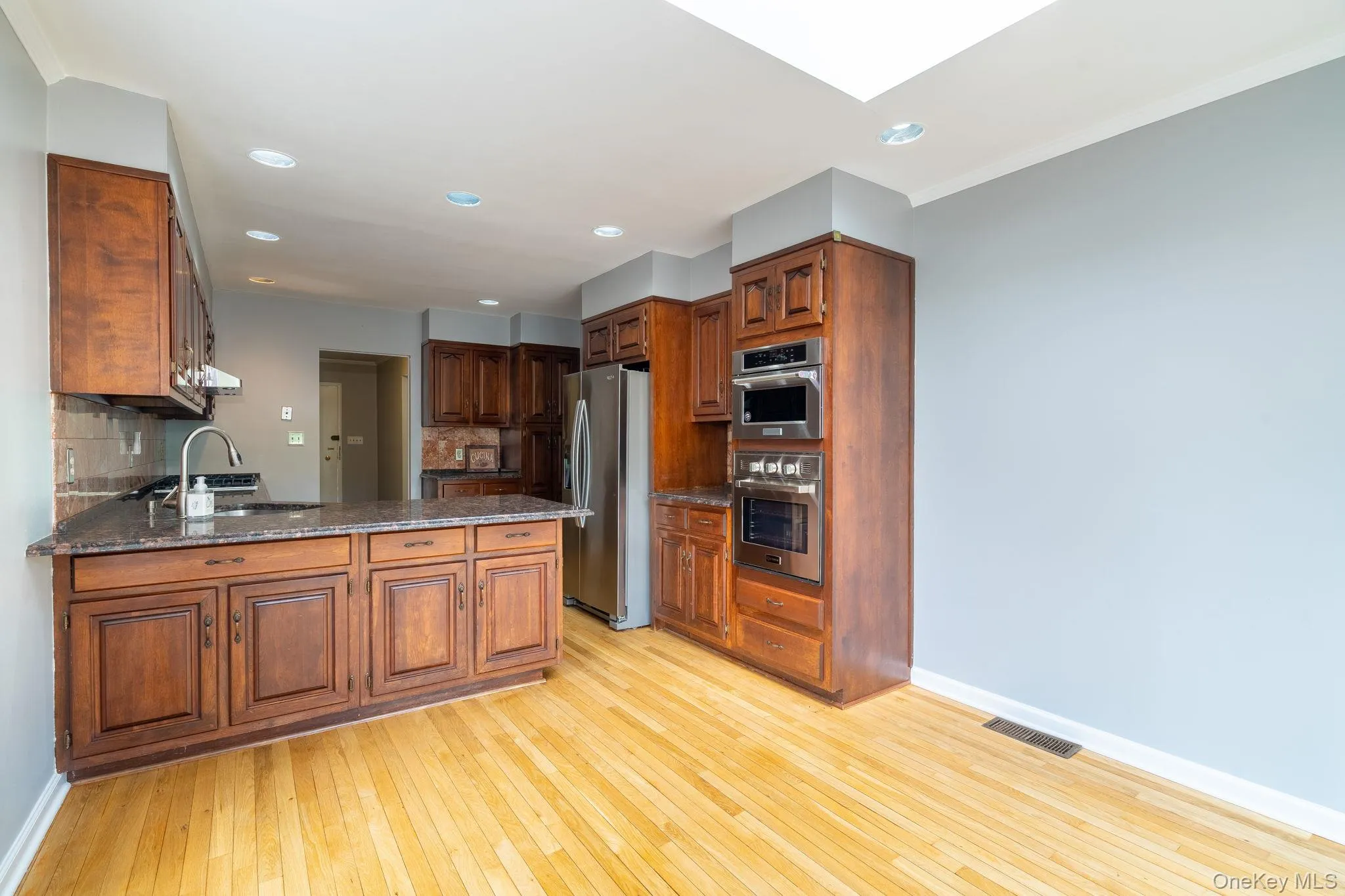67 Malvern Lane, New Rochelle, NY, 3 Bedrooms Bedrooms, 8 Rooms Rooms,2 BathroomsBathrooms,Residential Lease,For Rent,Malvern,0,1034287 67 Malvern Lane, New Rochelle, NY, 3 Bedrooms Bedrooms, 8 Rooms Rooms,2 BathroomsBathrooms,Residential Lease,For Rent,Malvern,0,1034287