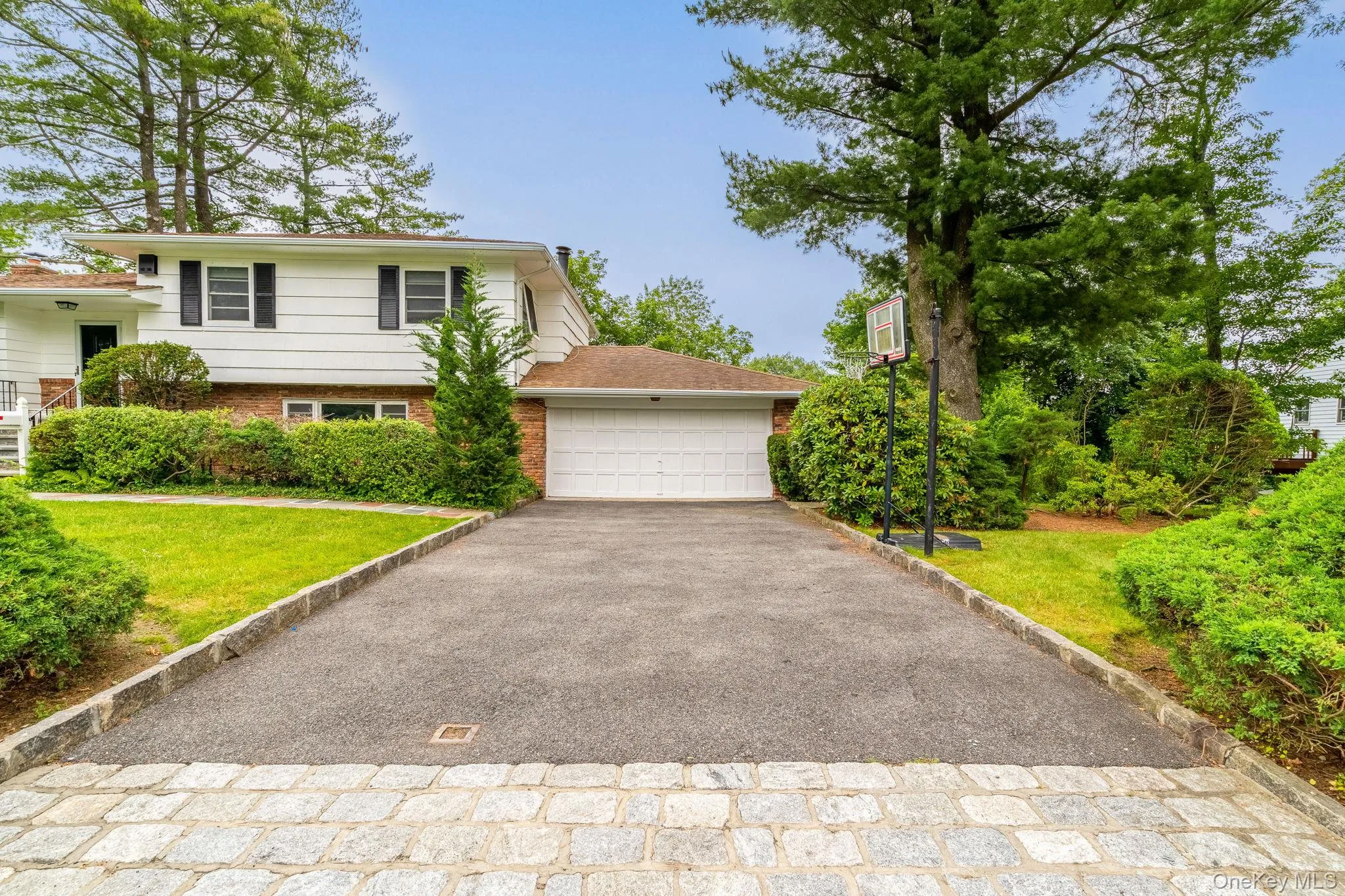67 Malvern Lane, New Rochelle, NY, 3 Bedrooms Bedrooms, 8 Rooms Rooms,2 BathroomsBathrooms,Residential Lease,For Rent,Malvern,0,1034287 67 Malvern Lane, New Rochelle, NY, 3 Bedrooms Bedrooms, 8 Rooms Rooms,2 BathroomsBathrooms,Residential Lease,For Rent,Malvern,0,1034287