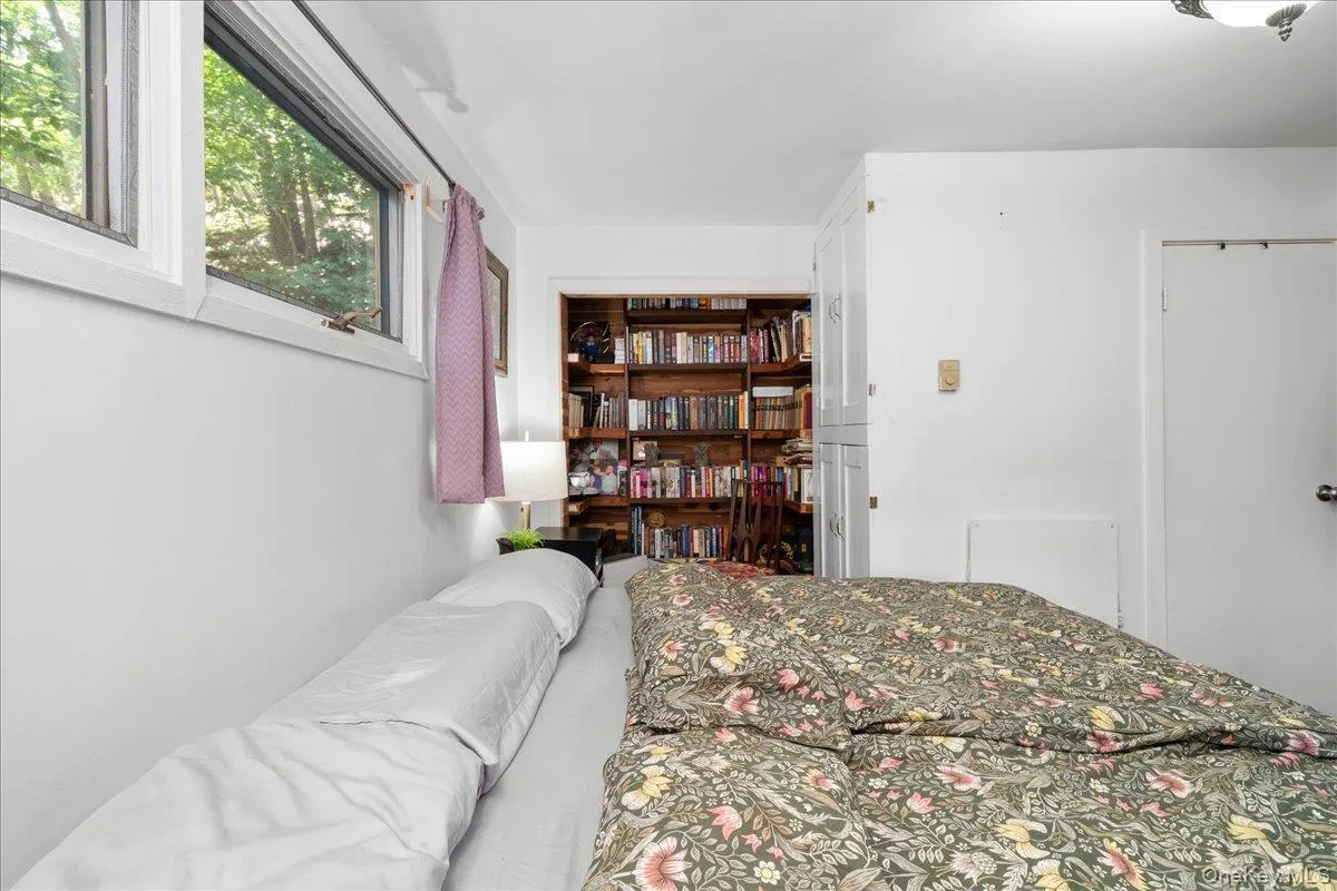 42 Deer Trail, Warwick (town), NY, 3 Bedrooms Bedrooms, 6 Rooms Rooms,1 BathroomBathrooms,Residential,For Rent,Deer,0,1034300 42 Deer Trail, Warwick (town), NY, 3 Bedrooms Bedrooms, 6 Rooms Rooms,1 BathroomBathrooms,Residential,For Rent,Deer,0,1034300