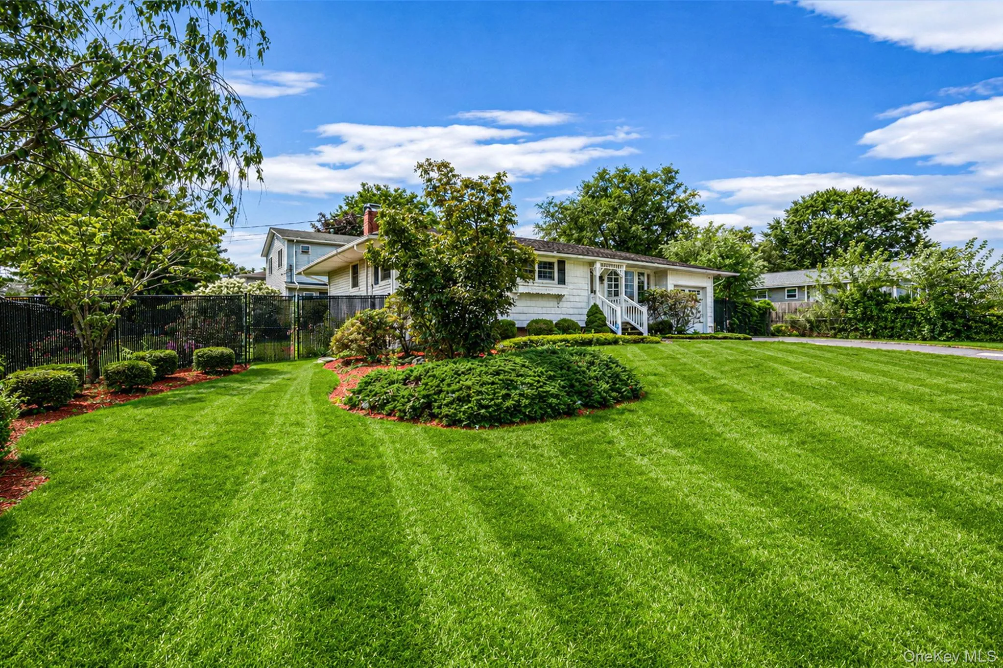 16 Jackson Avenue, Brookhaven, NY, 3 Bedrooms Bedrooms, 8 Rooms Rooms,1 BathroomBathrooms,Residential,For Rent,Jackson,0,1034301 16 Jackson Avenue, Brookhaven, NY, 3 Bedrooms Bedrooms, 8 Rooms Rooms,1 BathroomBathrooms,Residential,For Rent,Jackson,0,1034301