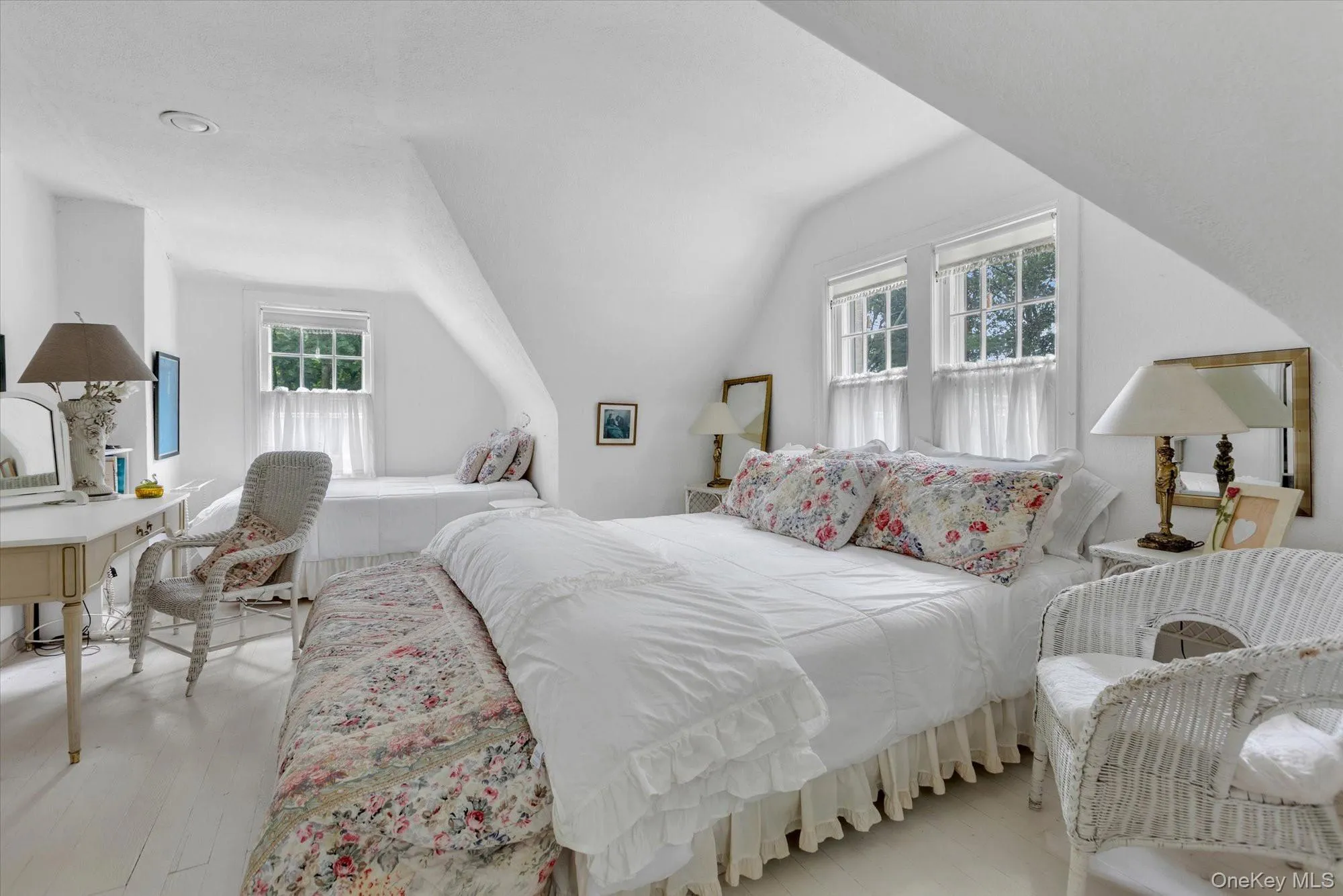 601 Water Mill Towd Road, Southampton, NY, 6 Bedrooms Bedrooms, 9 Rooms Rooms,2 BathroomsBathrooms,Residential,For Rent,Water Mill Towd,0,1034303 601 Water Mill Towd Road, Southampton, NY, 6 Bedrooms Bedrooms, 9 Rooms Rooms,2 BathroomsBathrooms,Residential,For Rent,Water Mill Towd,0,1034303