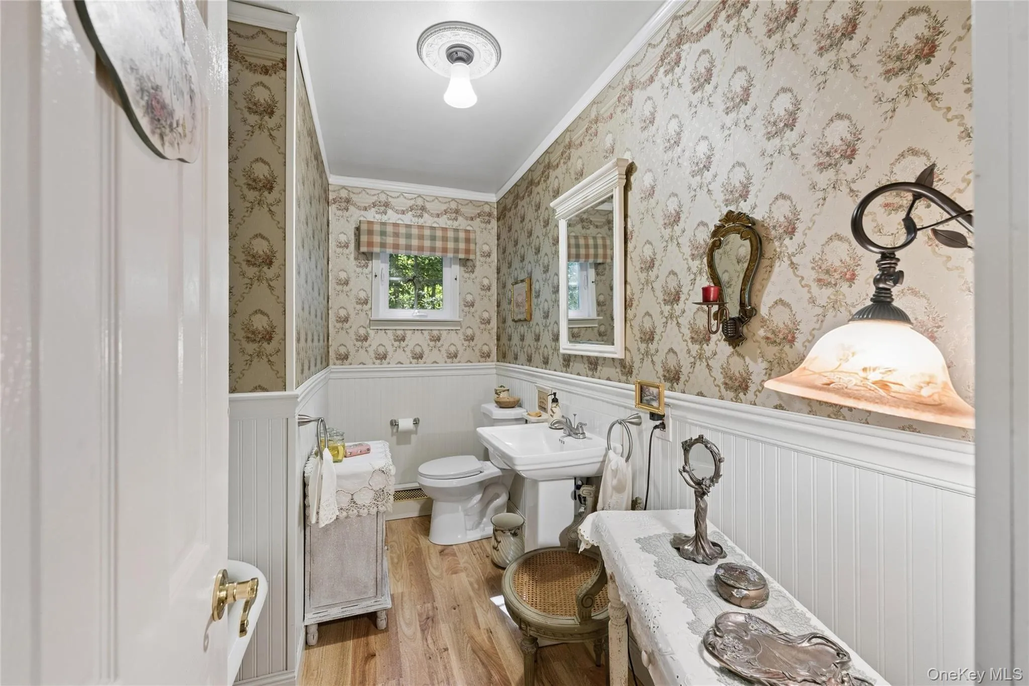 9 Grove Avenue, Brookhaven, NY, 3 Bedrooms Bedrooms, 8 Rooms Rooms,2 BathroomsBathrooms,Residential,For Rent,Grove,0,1034311 9 Grove Avenue, Brookhaven, NY, 3 Bedrooms Bedrooms, 8 Rooms Rooms,2 BathroomsBathrooms,Residential,For Rent,Grove,0,1034311