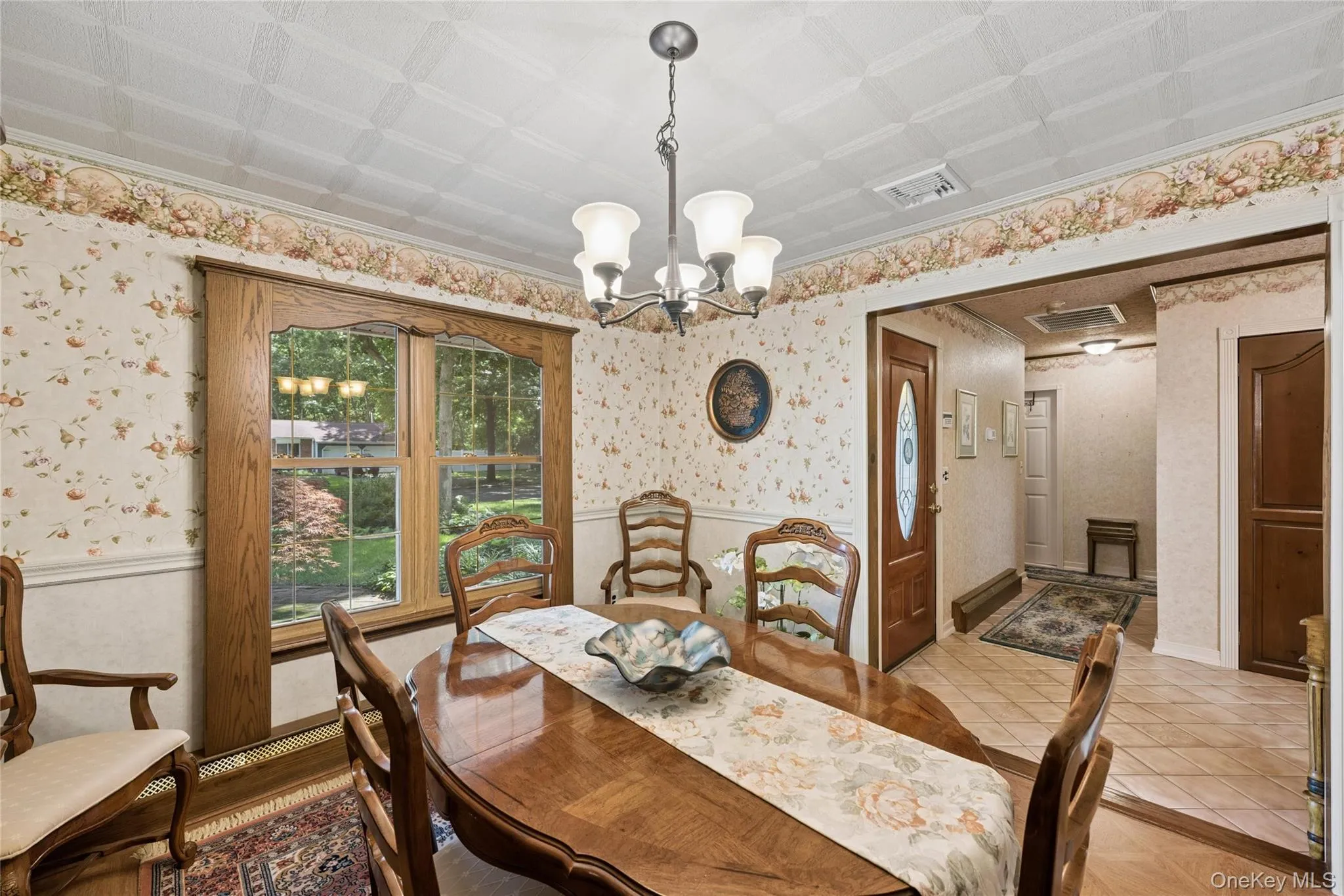 9 Grove Avenue, Brookhaven, NY, 3 Bedrooms Bedrooms, 8 Rooms Rooms,2 BathroomsBathrooms,Residential,For Rent,Grove,0,1034311 9 Grove Avenue, Brookhaven, NY, 3 Bedrooms Bedrooms, 8 Rooms Rooms,2 BathroomsBathrooms,Residential,For Rent,Grove,0,1034311