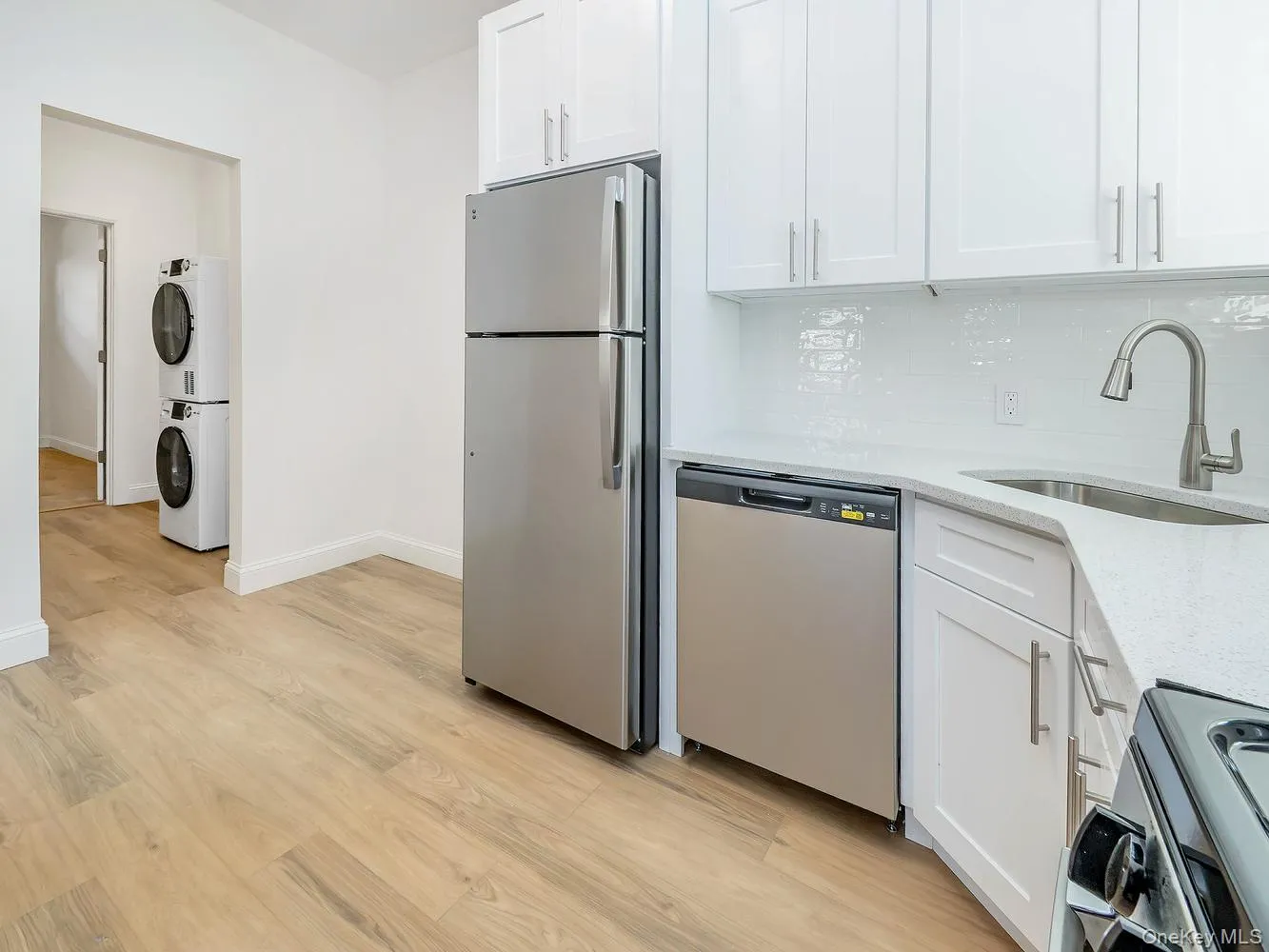 3 Rams Hill Road, Oyster Bay, NY, 1 Bedroom Bedrooms, 4 Rooms Rooms,1 BathroomBathrooms,Residential Lease,For Rent,Rams Hill,0,1034329 3 Rams Hill Road, Oyster Bay, NY, 1 Bedroom Bedrooms, 4 Rooms Rooms,1 BathroomBathrooms,Residential Lease,For Rent,Rams Hill,0,1034329