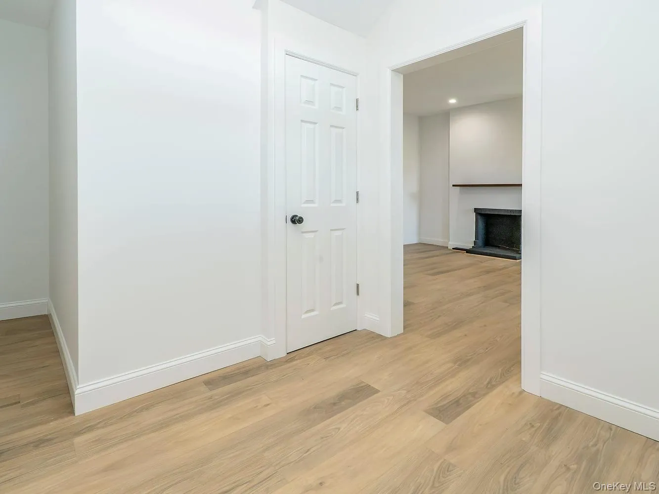 3 Rams Hill Road, Oyster Bay, NY, 1 Bedroom Bedrooms, 4 Rooms Rooms,1 BathroomBathrooms,Residential Lease,For Rent,Rams Hill,0,1034329 3 Rams Hill Road, Oyster Bay, NY, 1 Bedroom Bedrooms, 4 Rooms Rooms,1 BathroomBathrooms,Residential Lease,For Rent,Rams Hill,0,1034329
