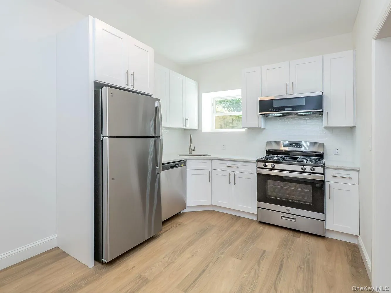 3 Rams Hill Road, Oyster Bay, NY, 1 Bedroom Bedrooms, 4 Rooms Rooms,1 BathroomBathrooms,Residential Lease,For Rent,Rams Hill,0,1034329 3 Rams Hill Road, Oyster Bay, NY, 1 Bedroom Bedrooms, 4 Rooms Rooms,1 BathroomBathrooms,Residential Lease,For Rent,Rams Hill,0,1034329